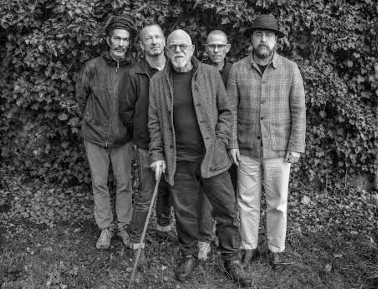 Konsert med Cosmic Ear på Rörane Studio