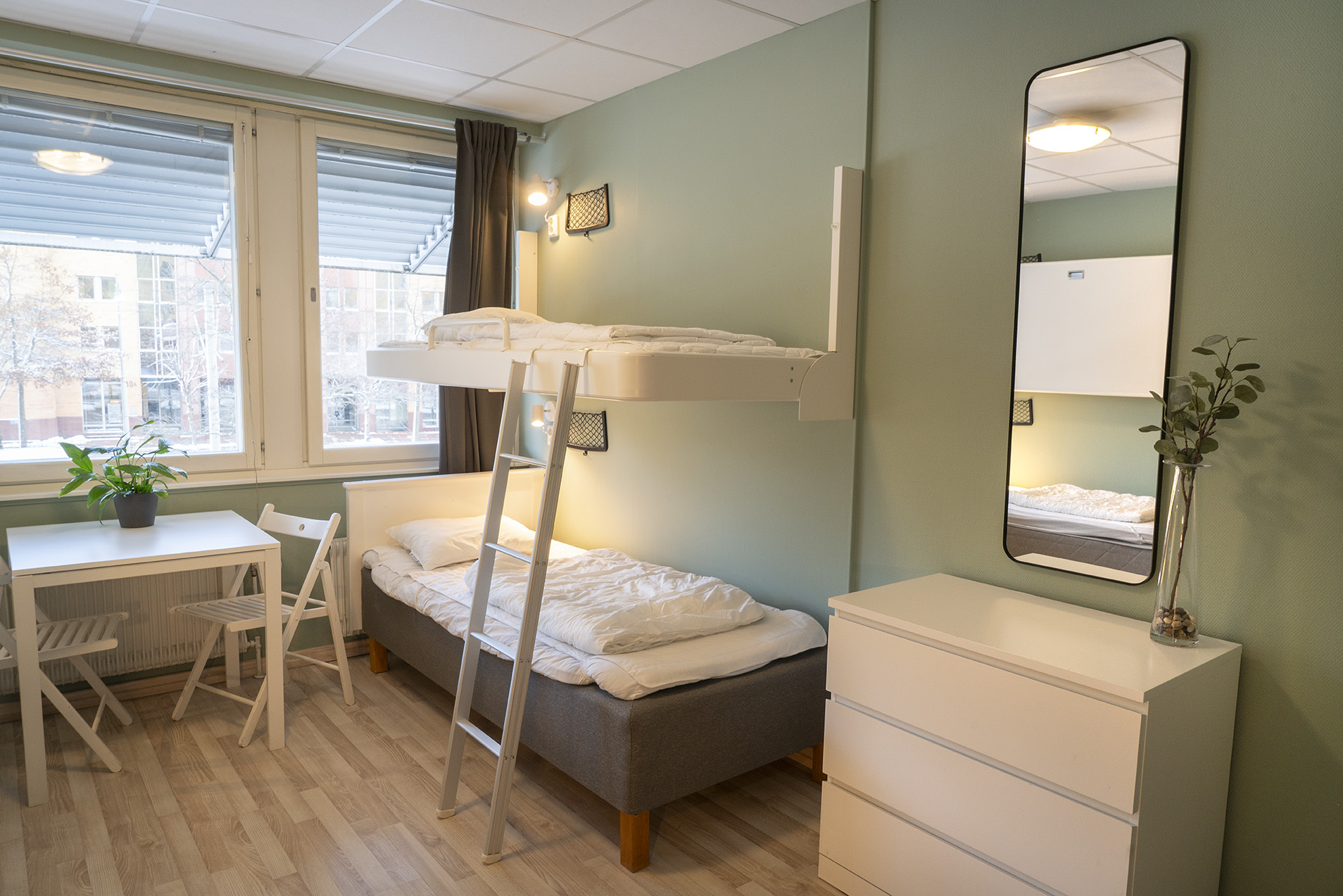 A 6 bed-bedroom at Göteborgs Vandrarhem