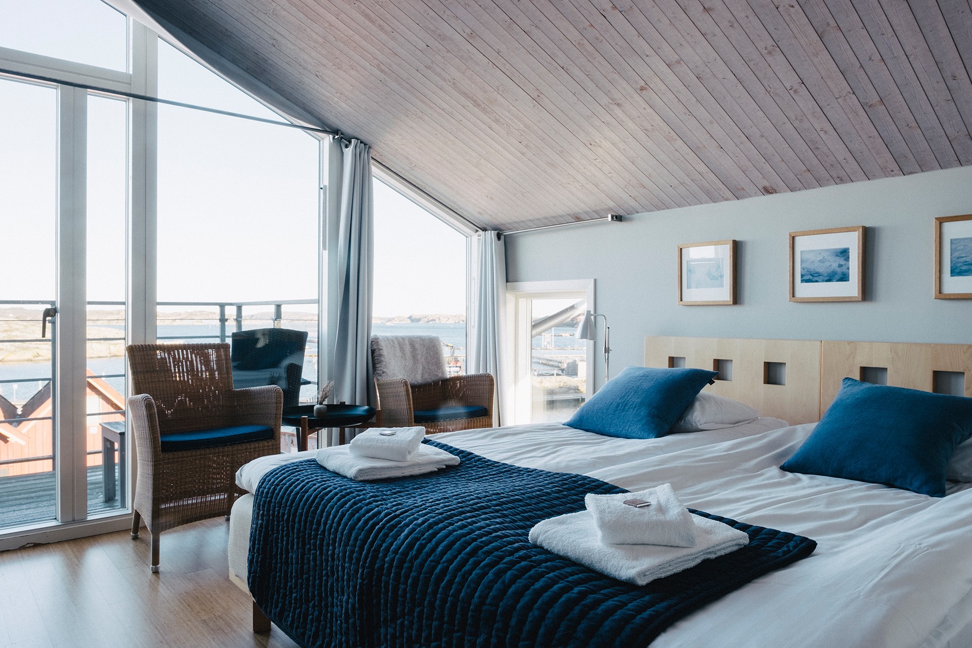 Room at Björholmens Marina.
