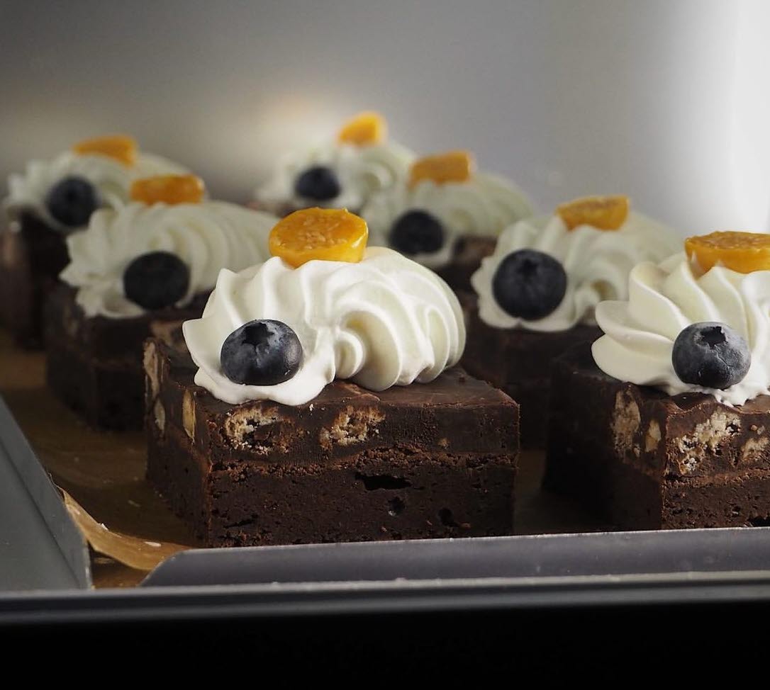 En smarrig bakelse på Fröken Ljungs Café