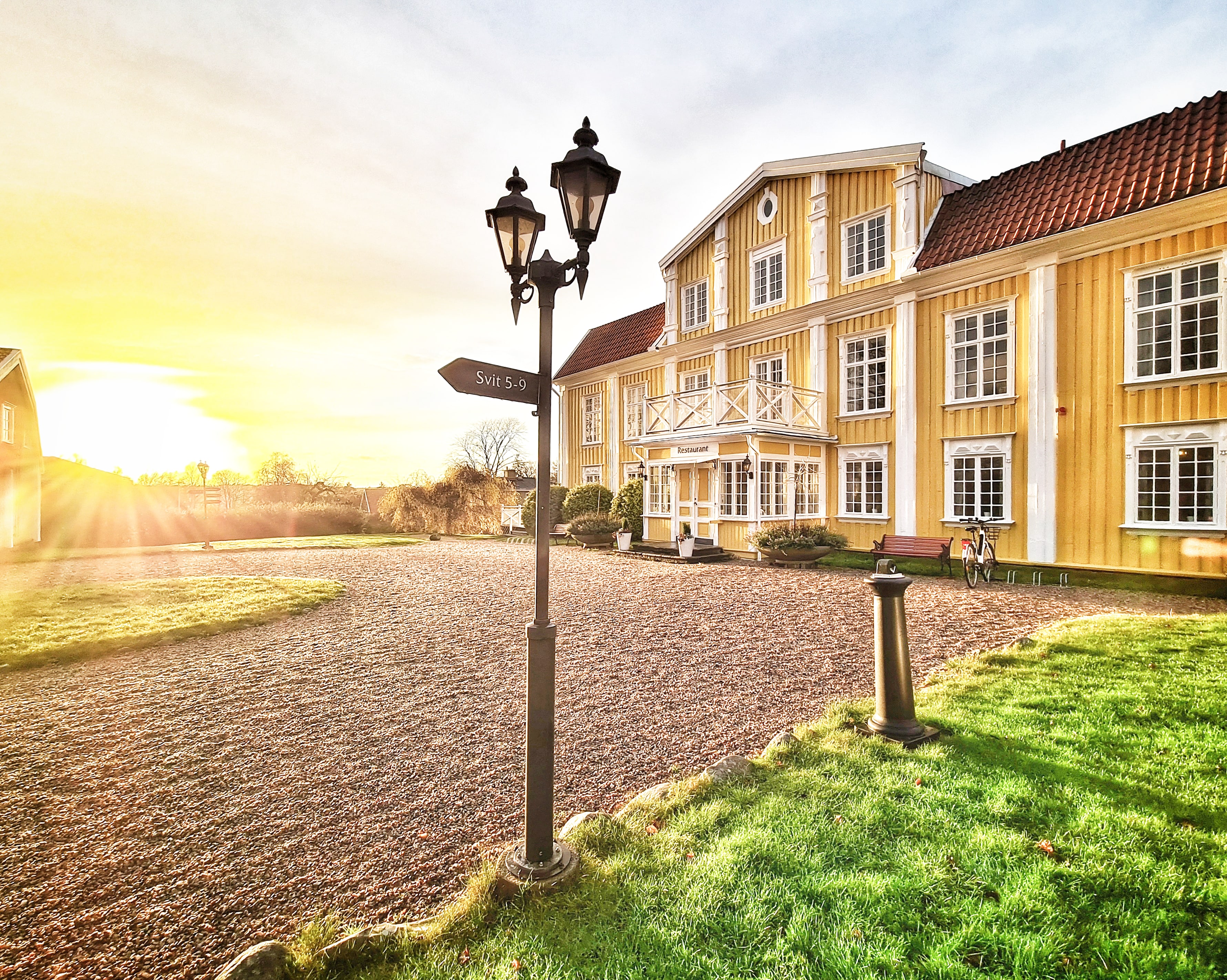 The entrance to Ronnums Herrgård