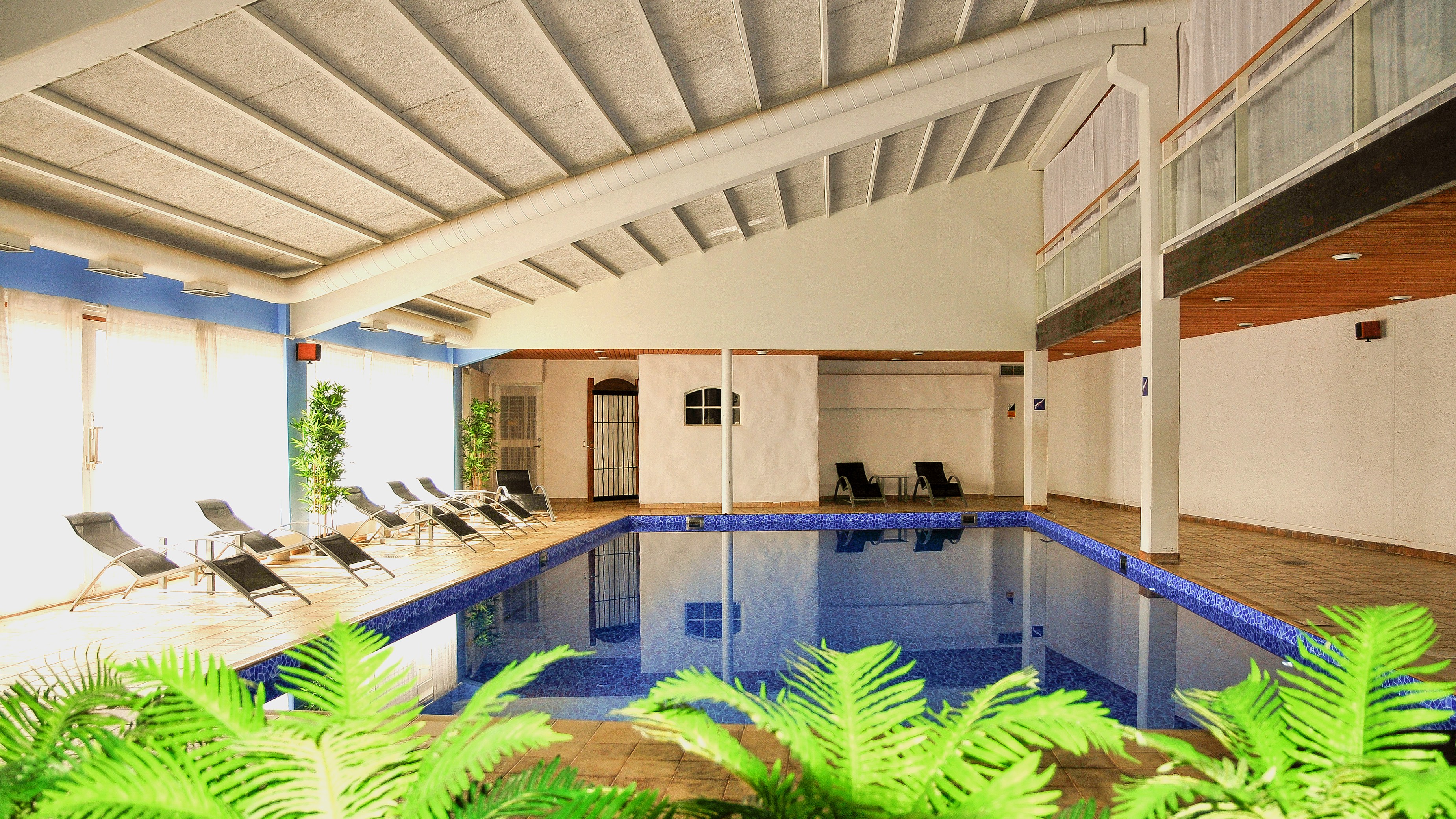 The pool area at Hotell Dalsland.