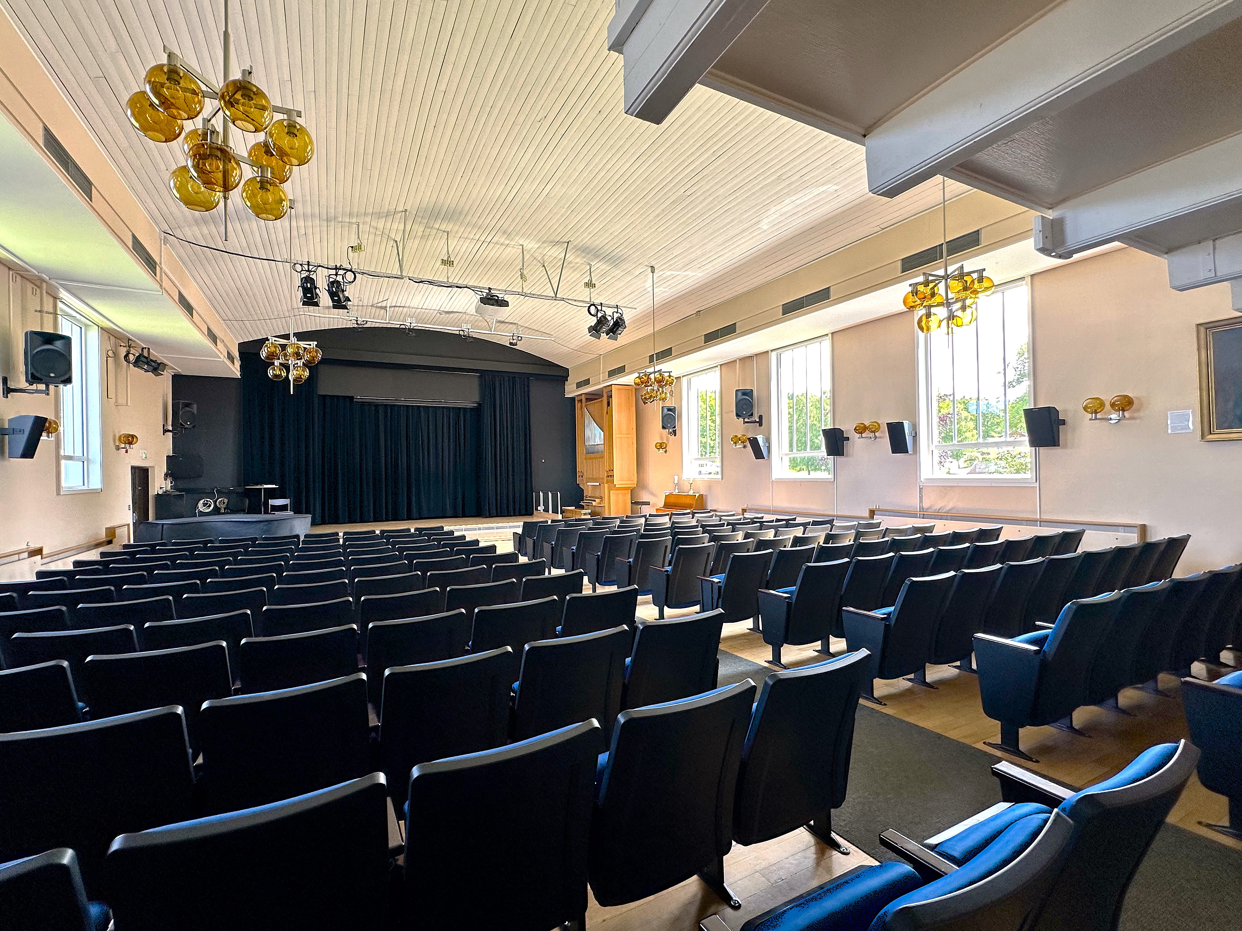 Konferenslokalen Grundtvig med biosittning