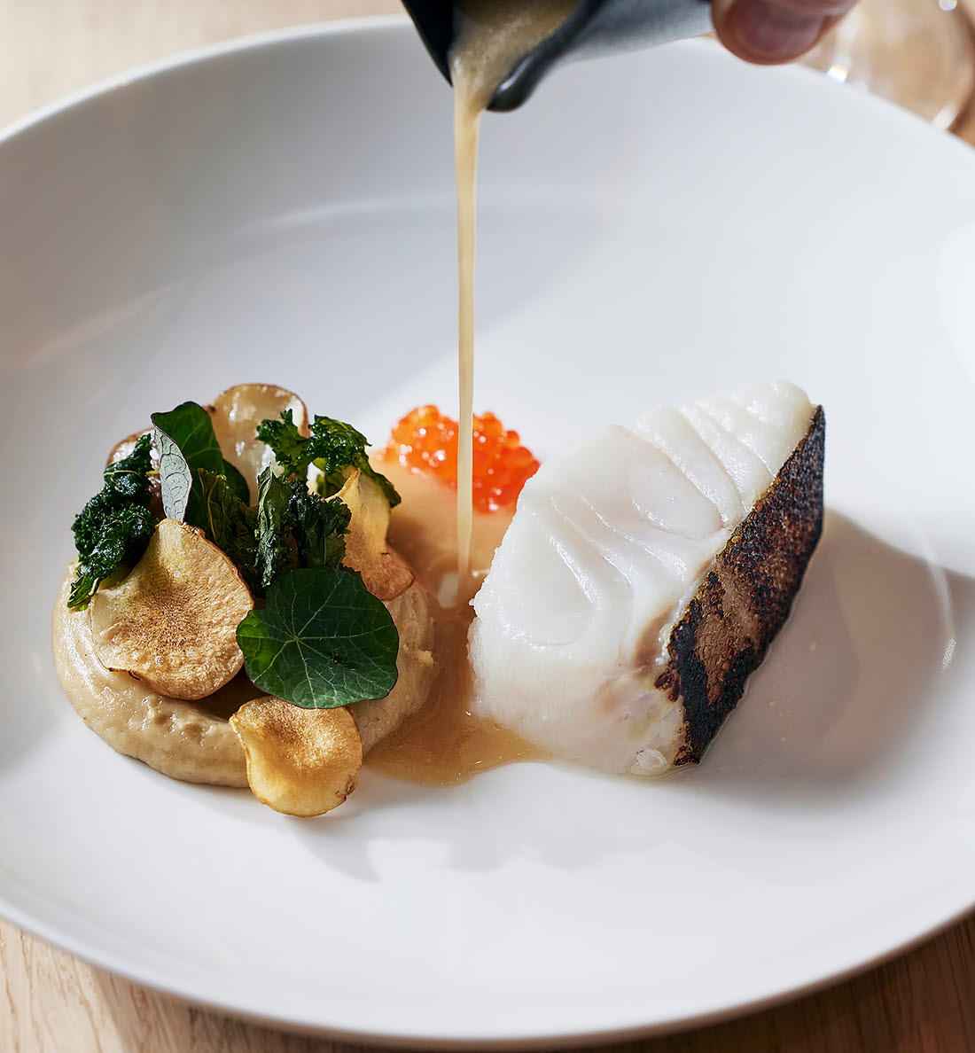 Läcker maträtt på restaurang LOKAL - Nordic Bistro på Råda Säteri