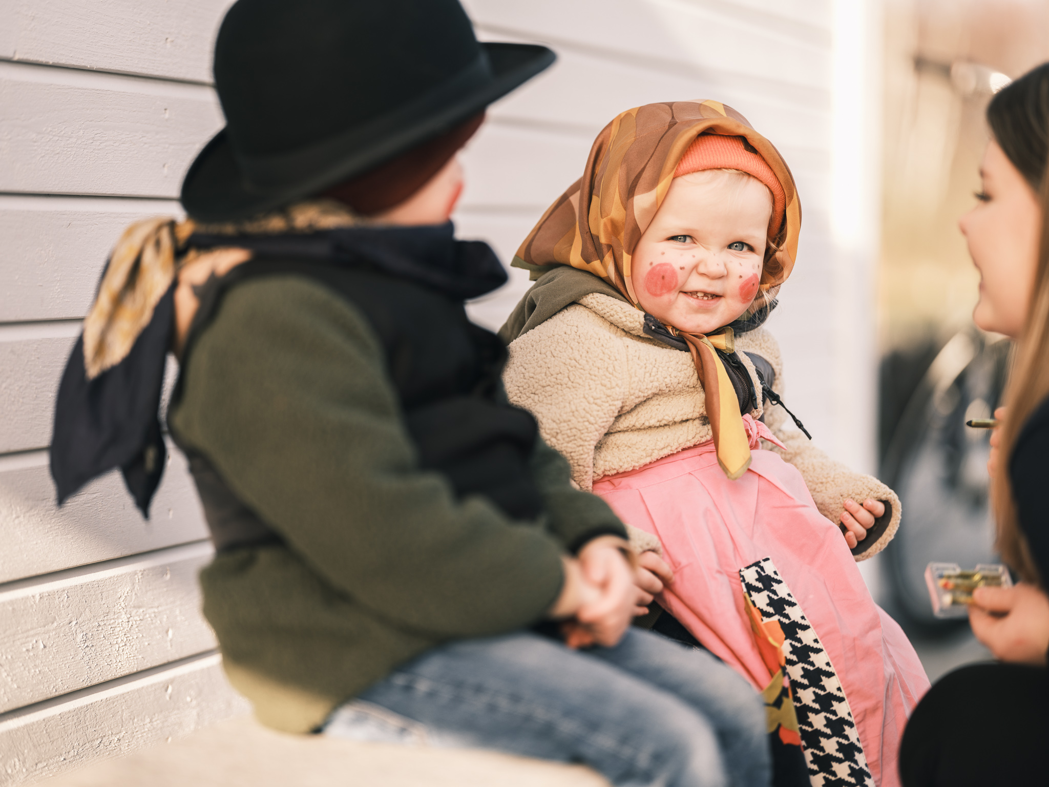 Ansiktsmålning till påskfirande