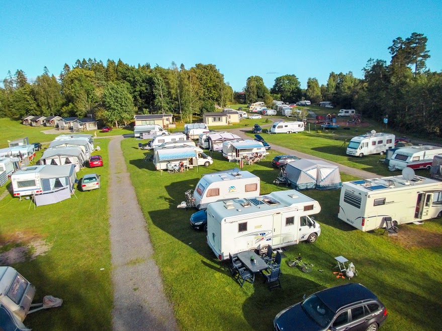 RV area at Stenrösets Camping.