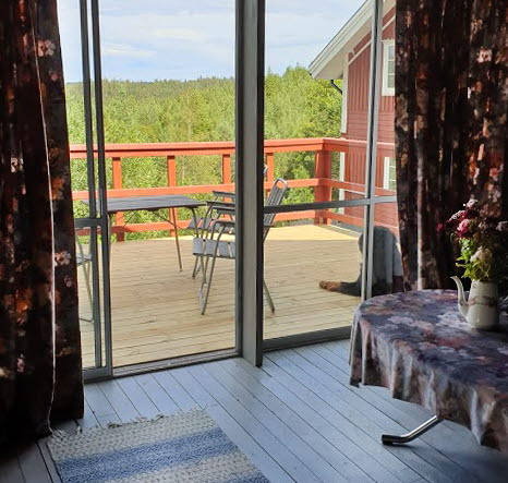 Toppstugan hos Lillesjö Stuguthyrning