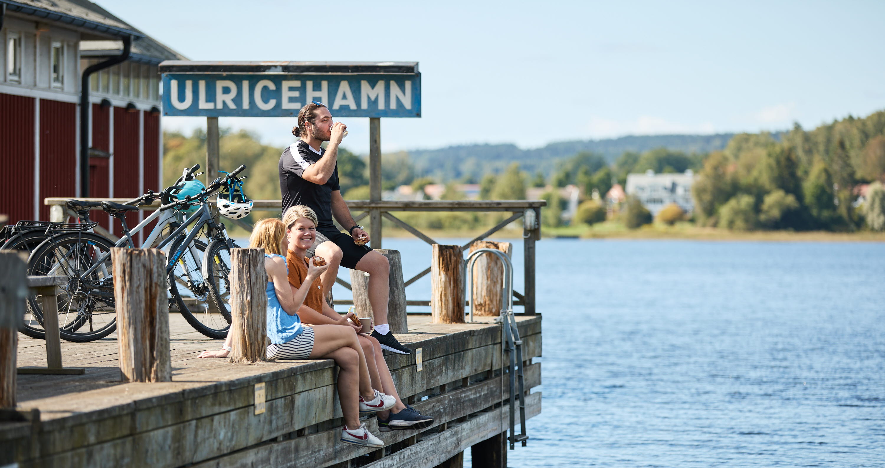 Vänner som cyklar Ätradalsleden