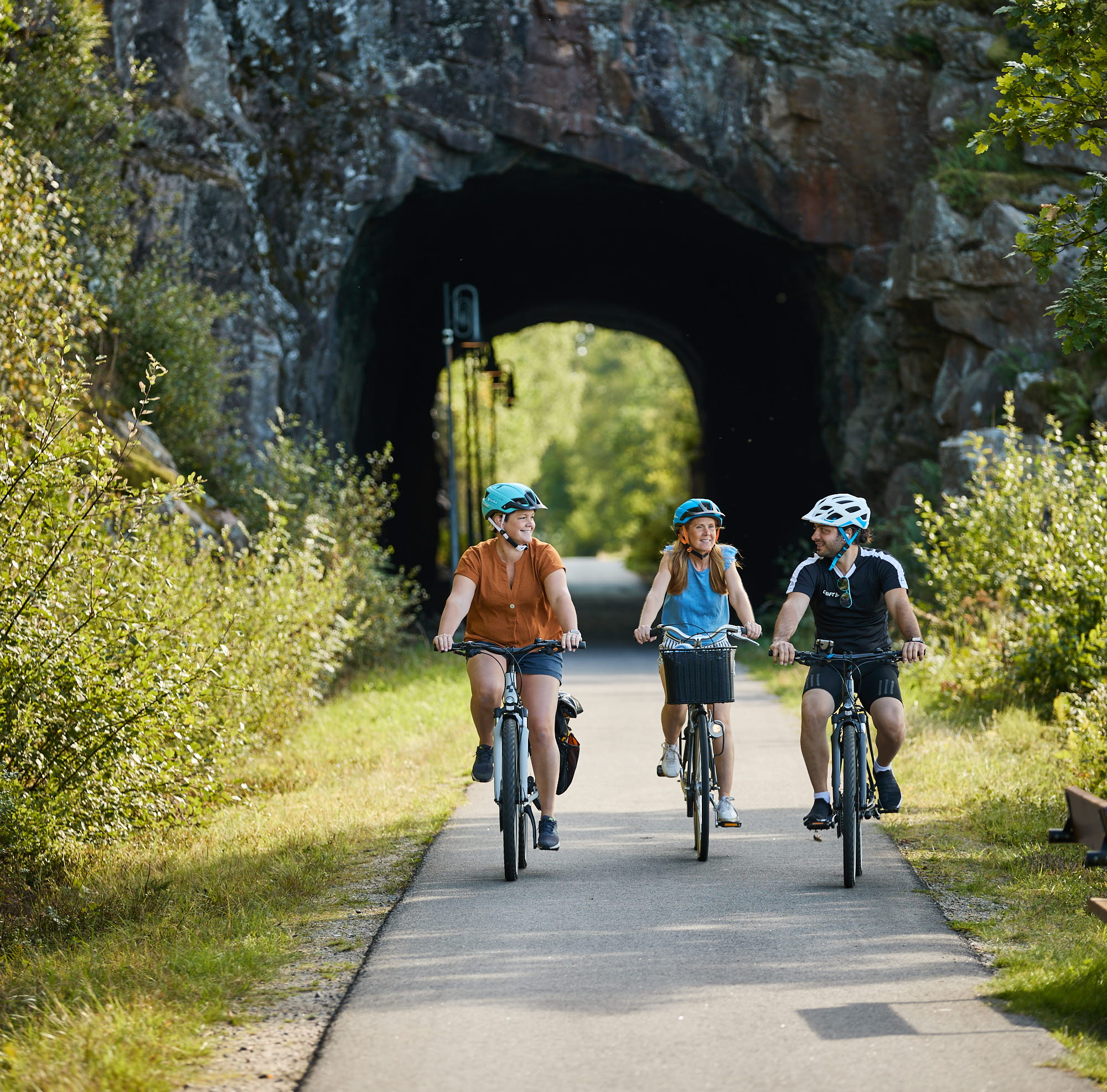 Vänner som cyklar Ätradalsleden