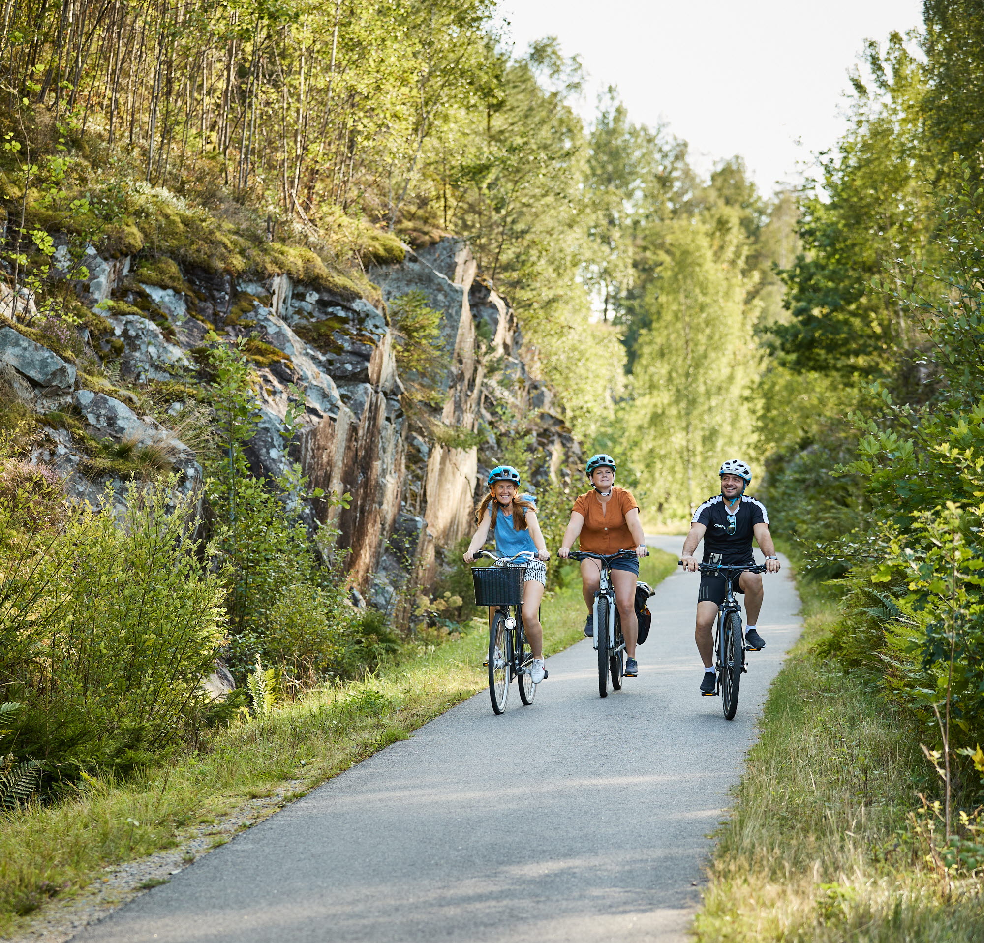 Vänner som cyklar Ätradalsleden