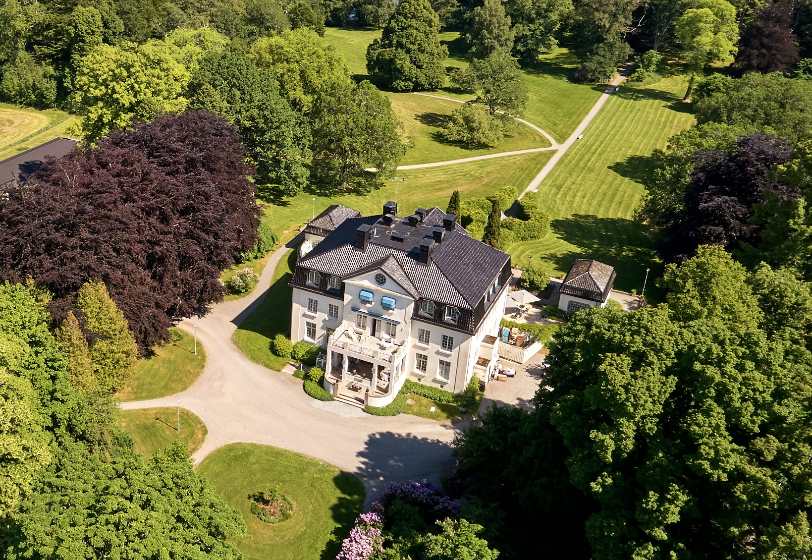 View over Baldersnäs Manor
