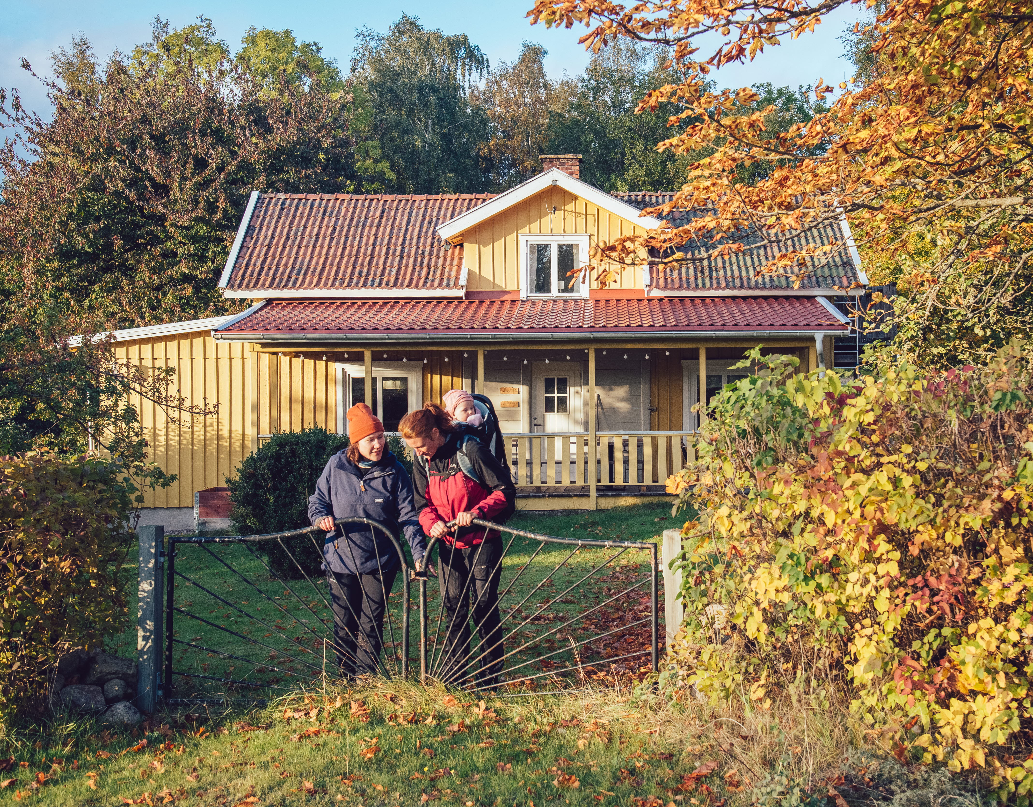 Kvinnor bor hos STF Lugnåsberget Ekohotell
