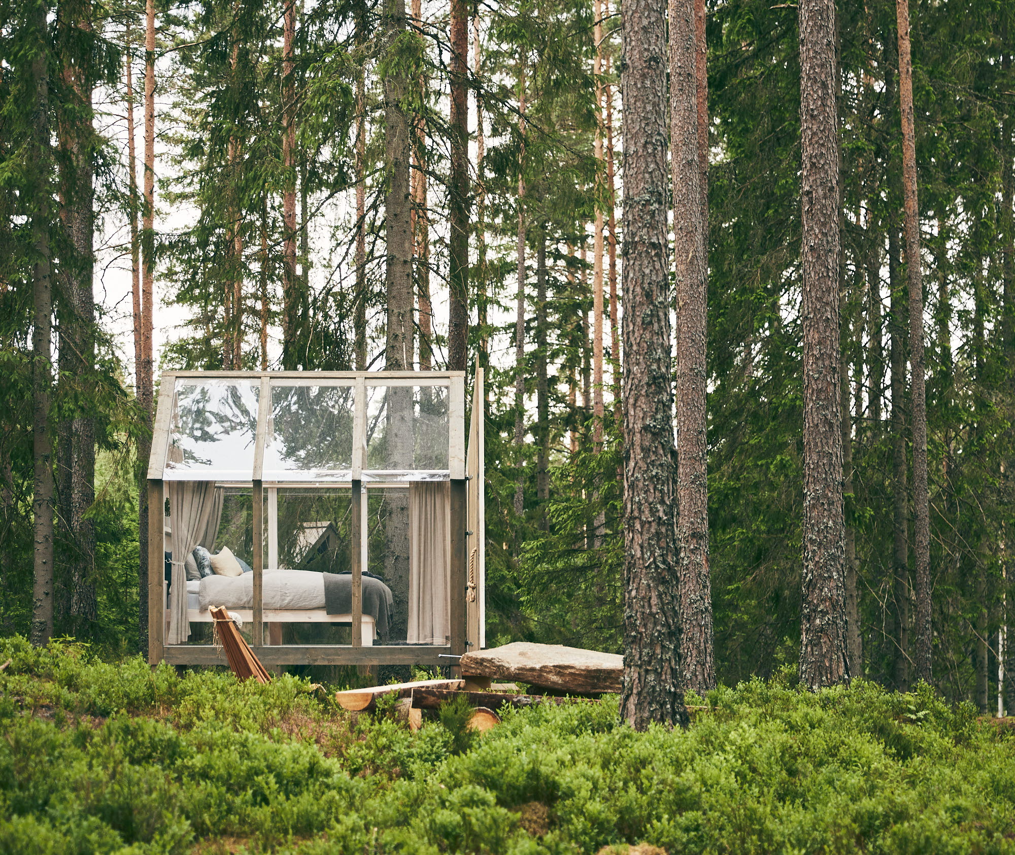 Glass cabin