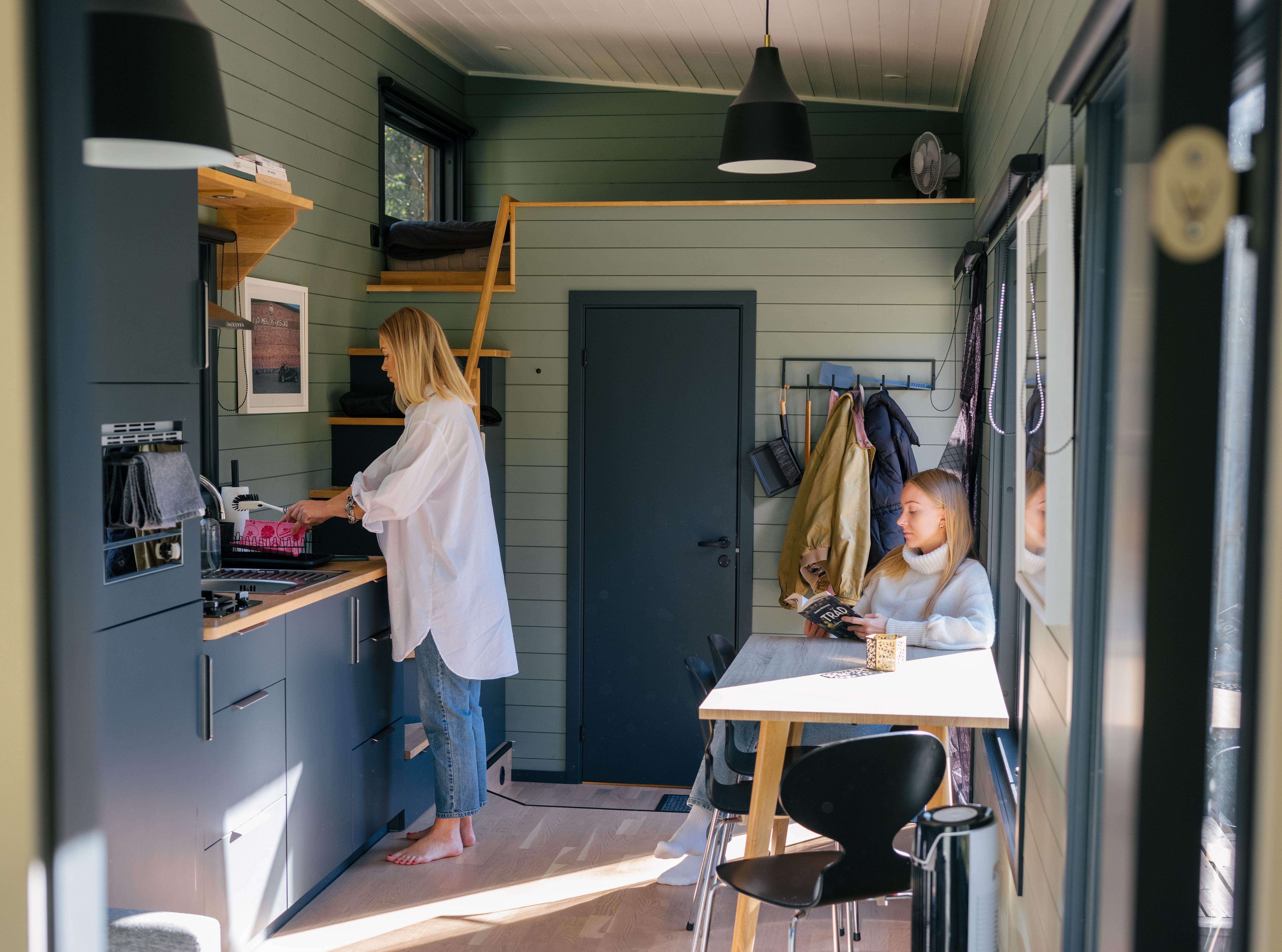 Two women in a Tiny house in Hjo