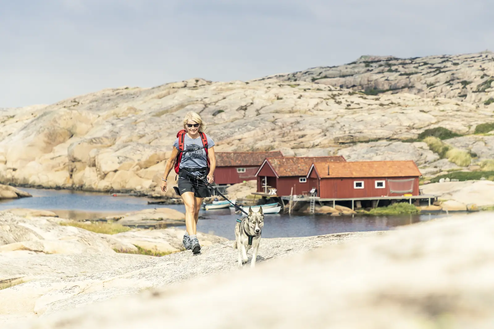 Hiker at Kuststigen