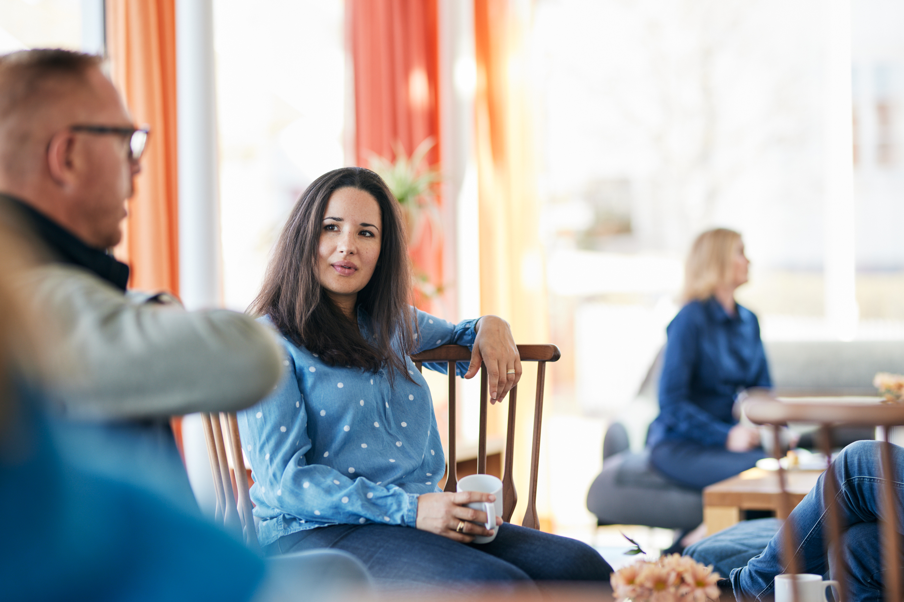 Människor som deltager på konferens i Bohuslän
