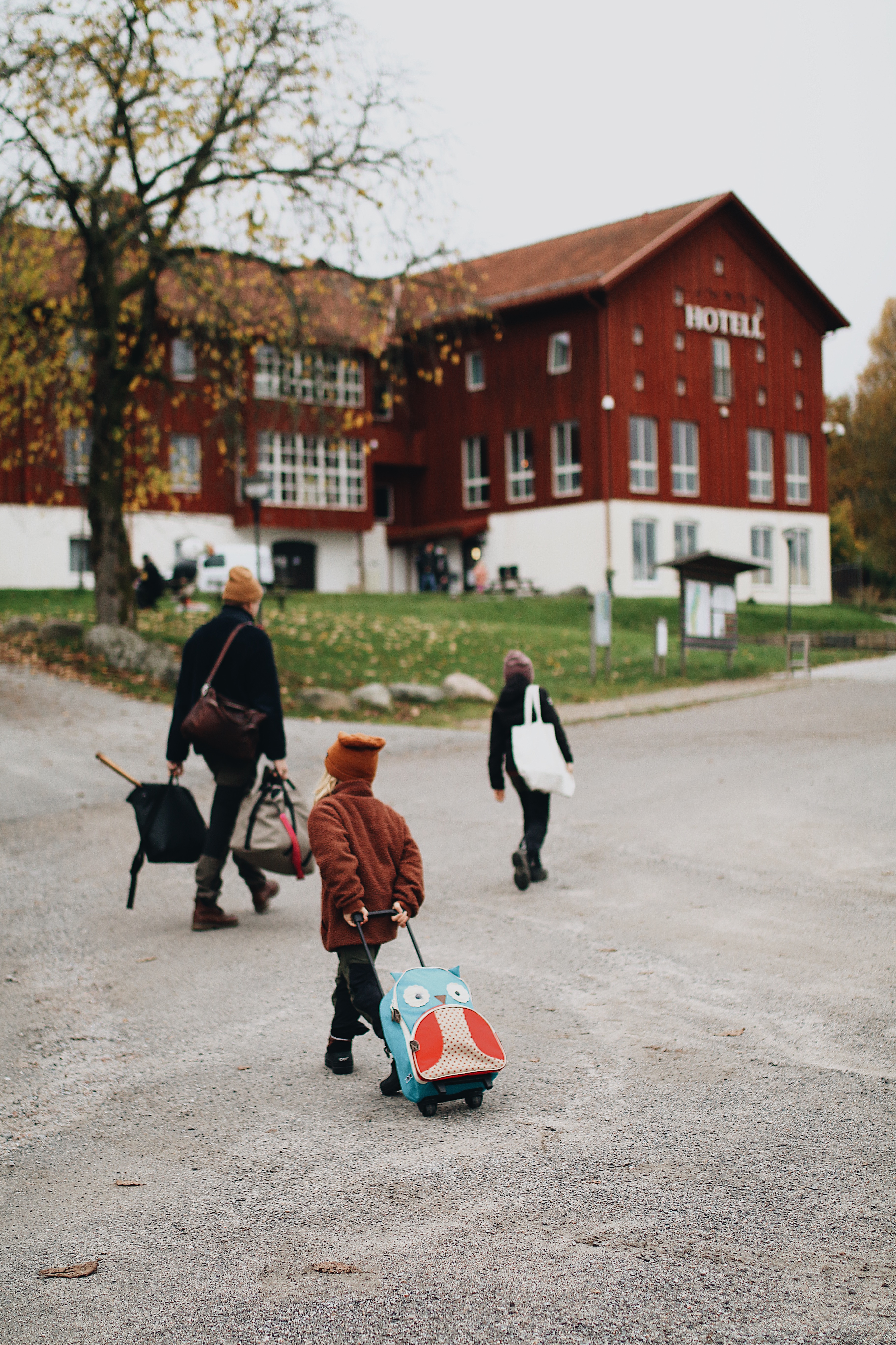 Familjeaktivitet hos Nordens Ark