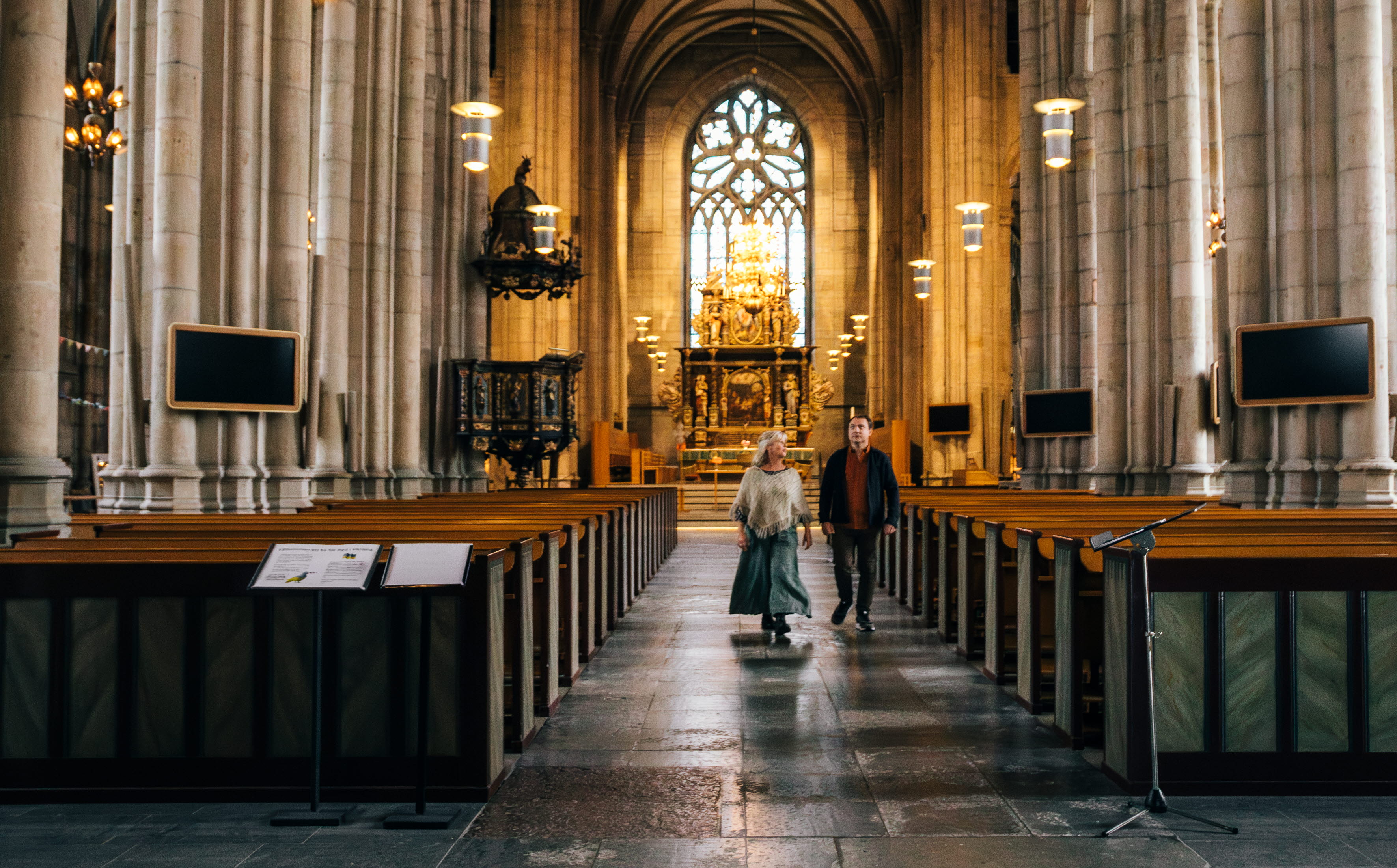 Interiör bild av Skara Domkyrka.