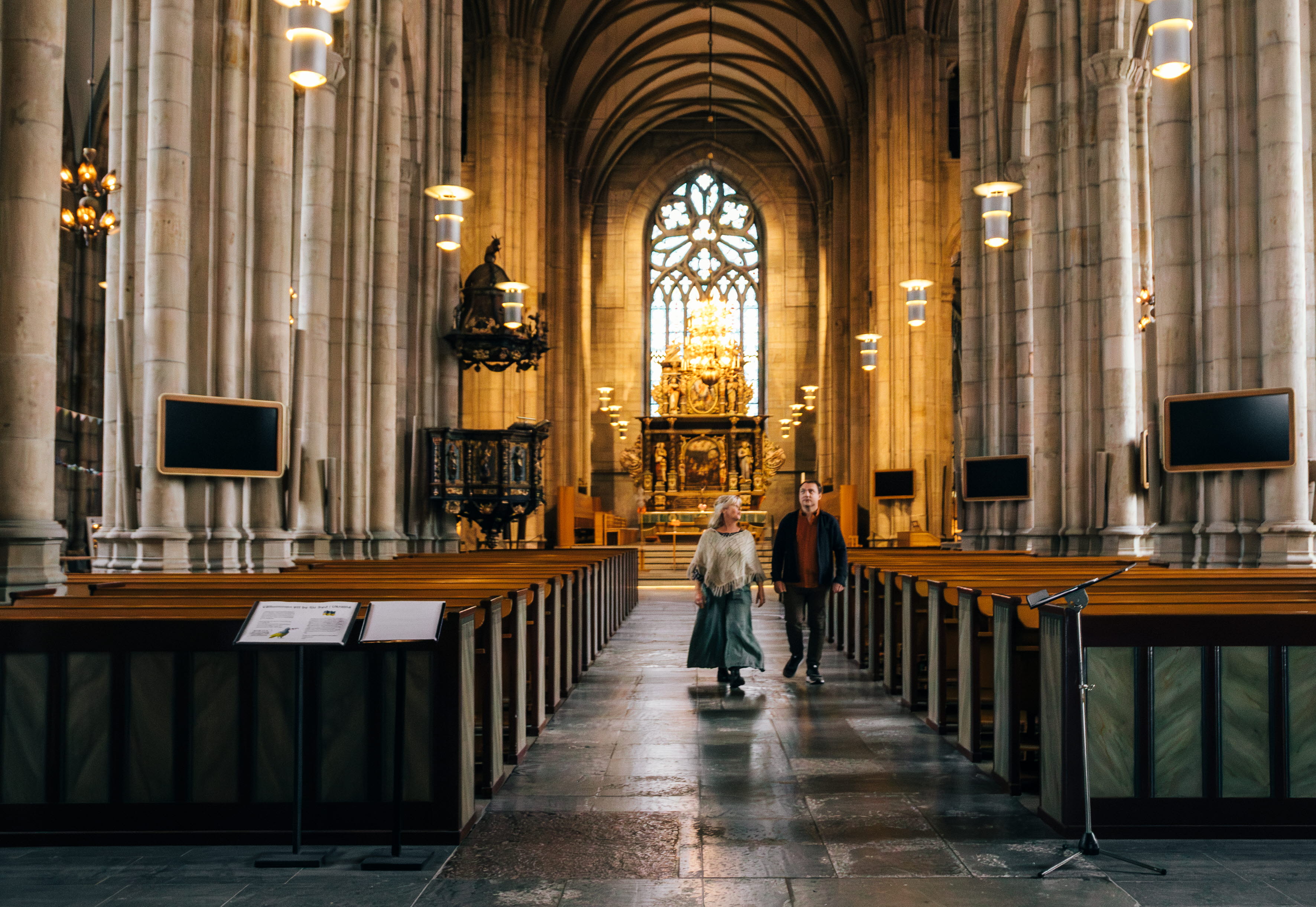Interiör bild av Skara Domkyrka.