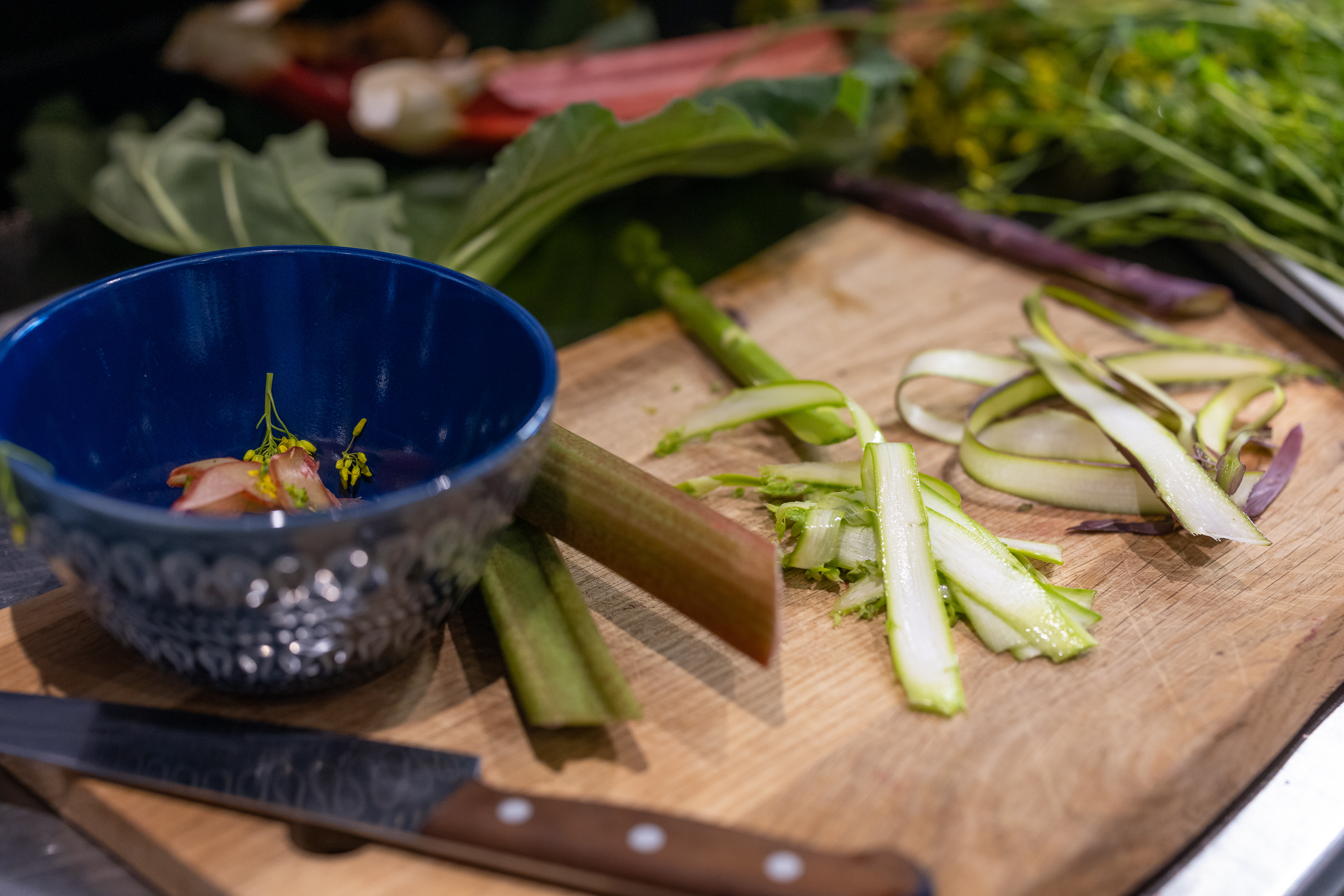 Matlagning i köket hos Restaurang Tjörnbro 