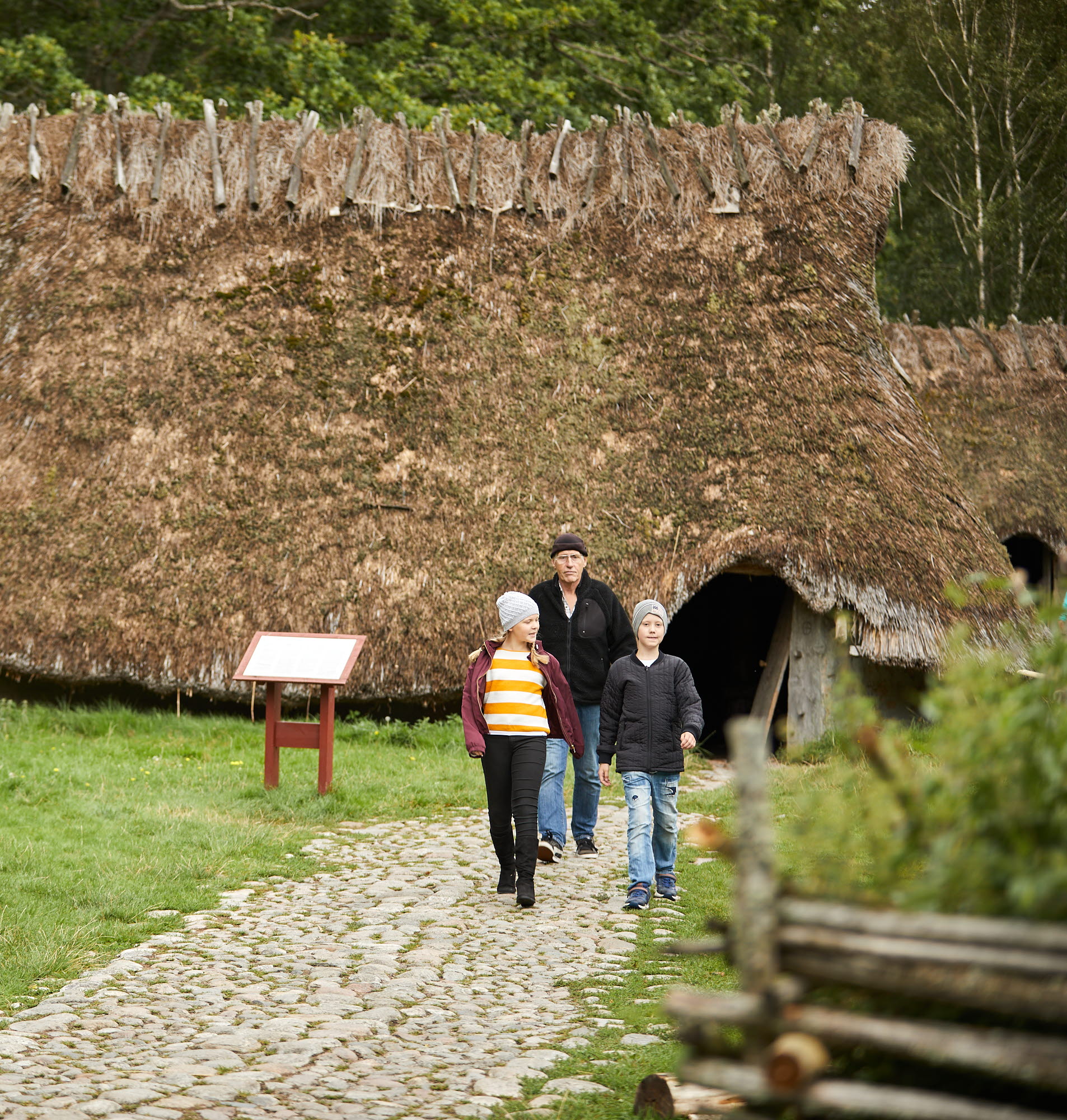 Barn aktiverar sig på Vitlycke museum