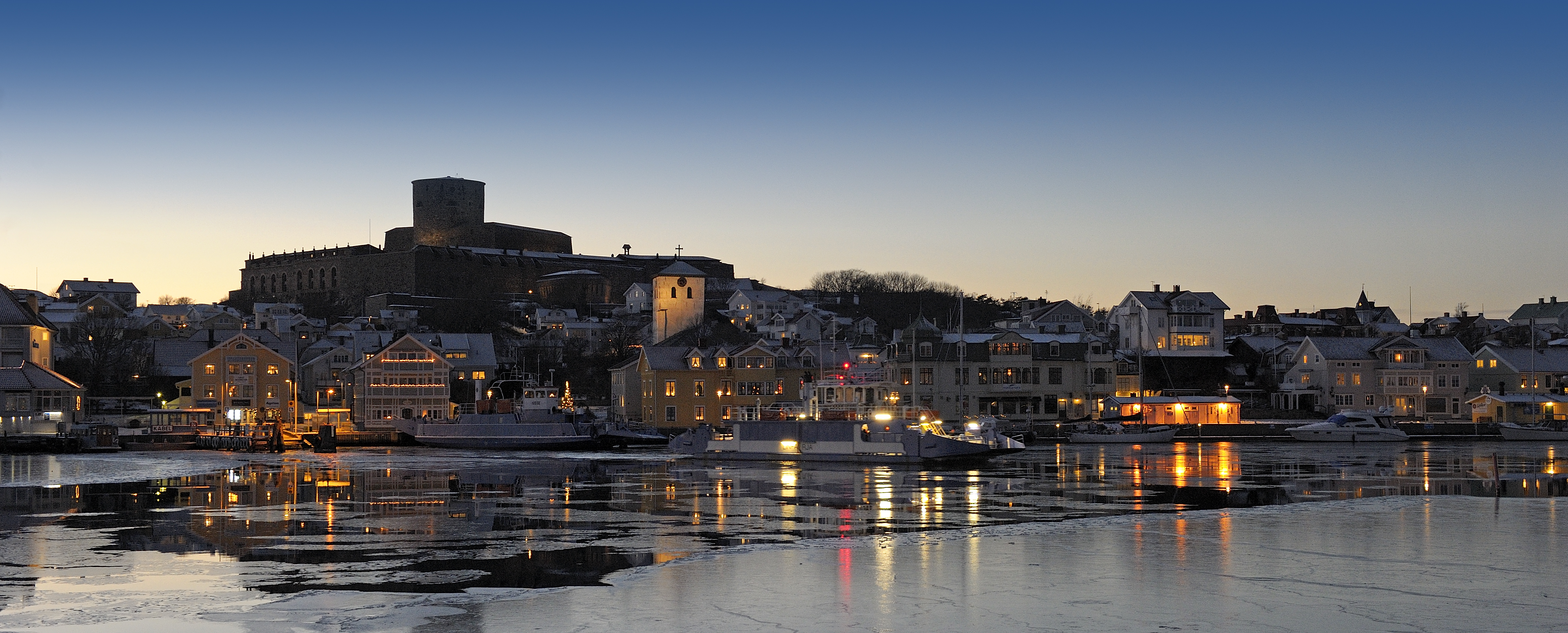 View over Marstrand during winter