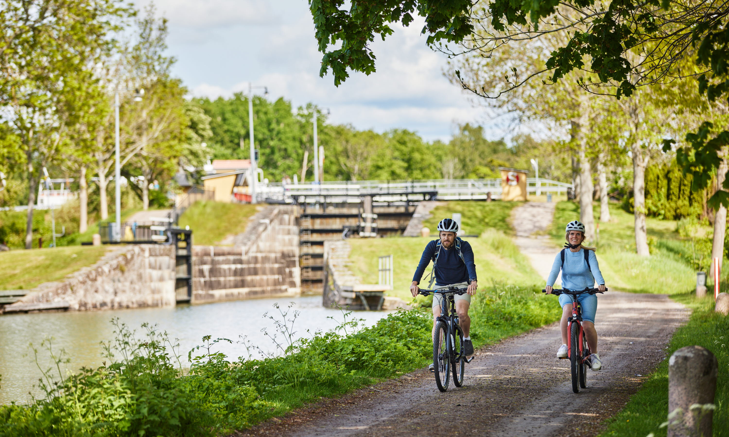 Vänner cyklar Vänerleden