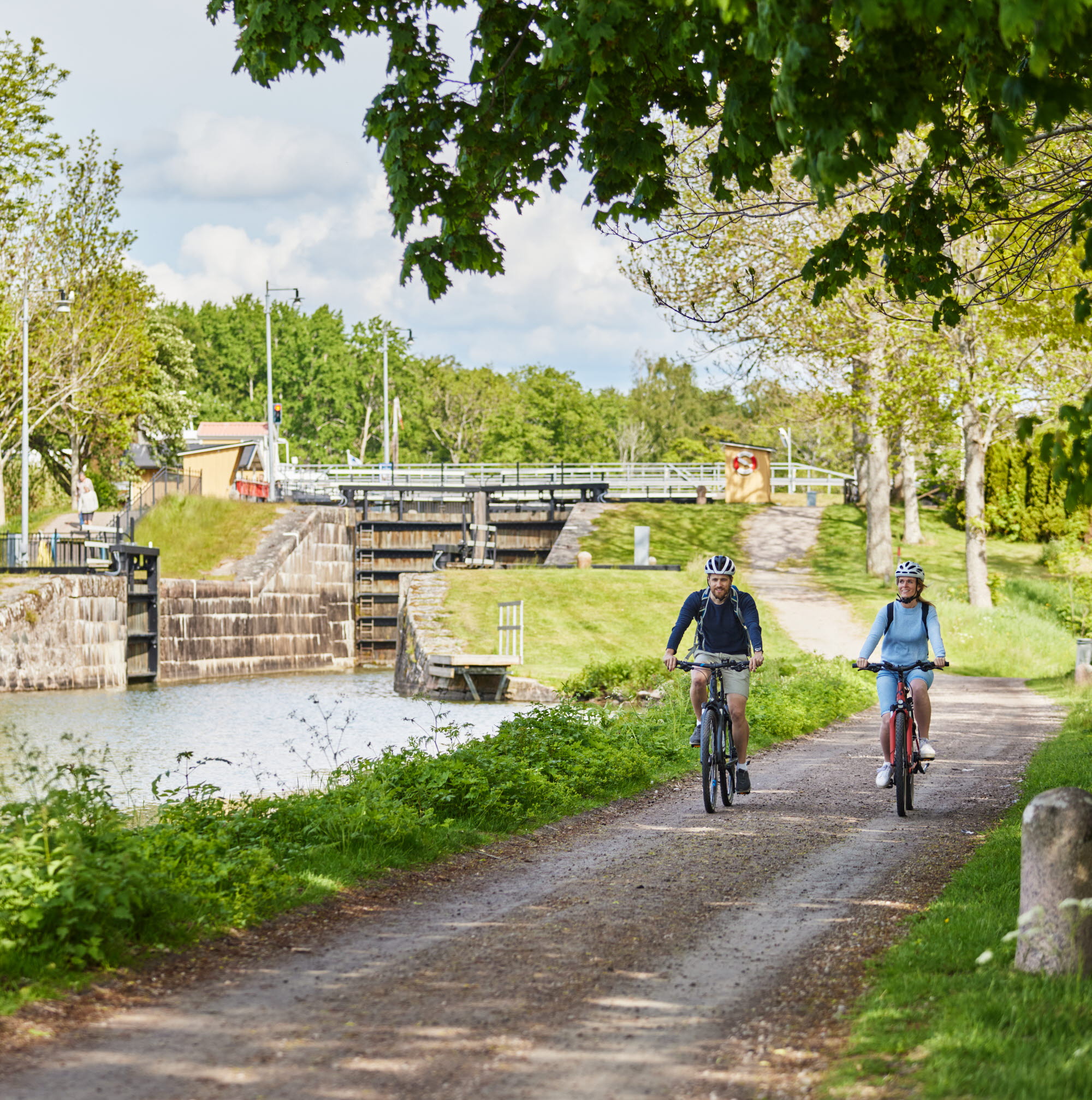 Vänner cyklar Vänerleden
