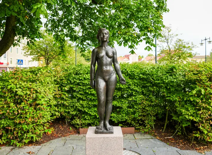 Skulpturen Våren