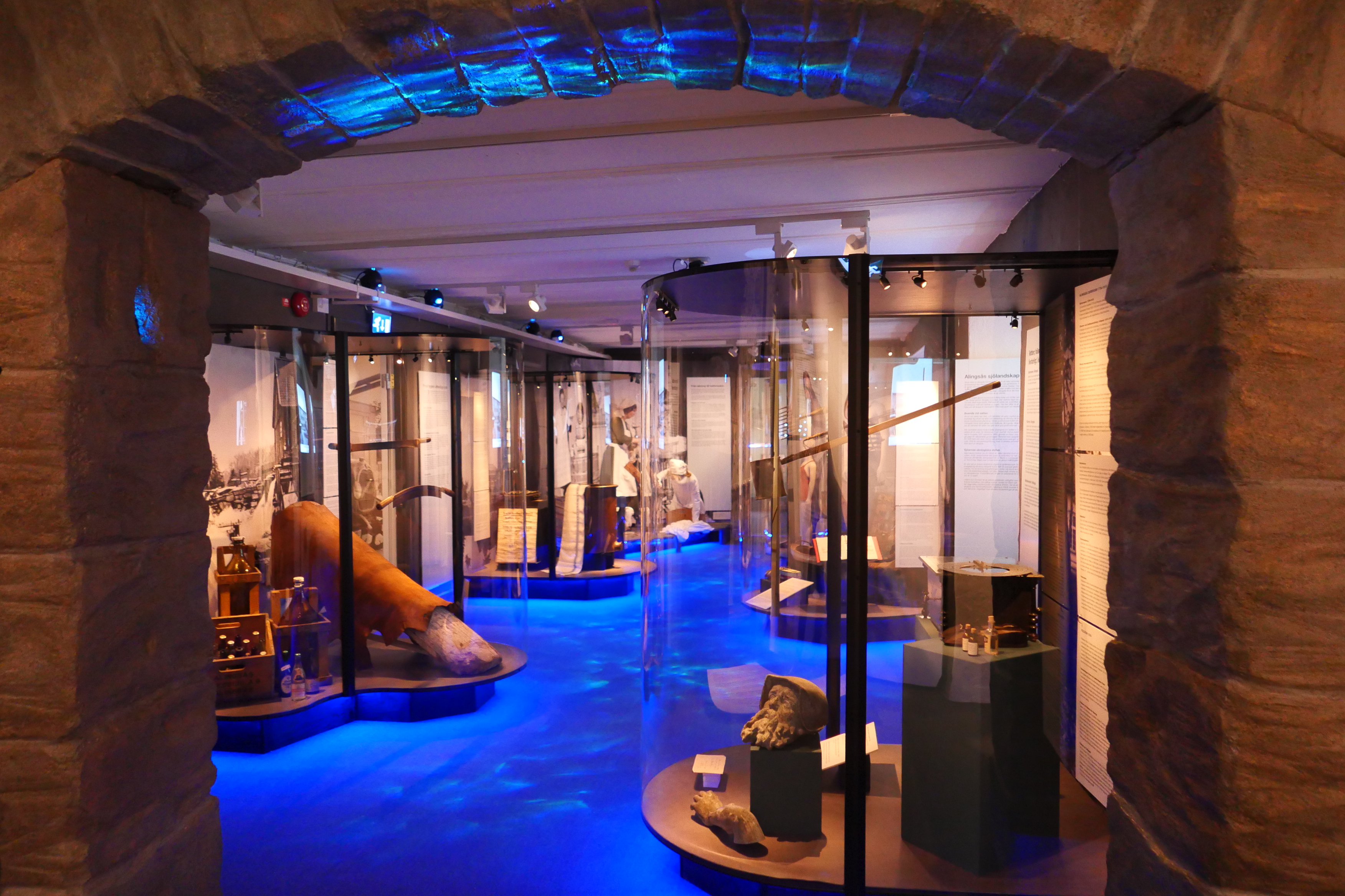 vattenspeglingar utställning.