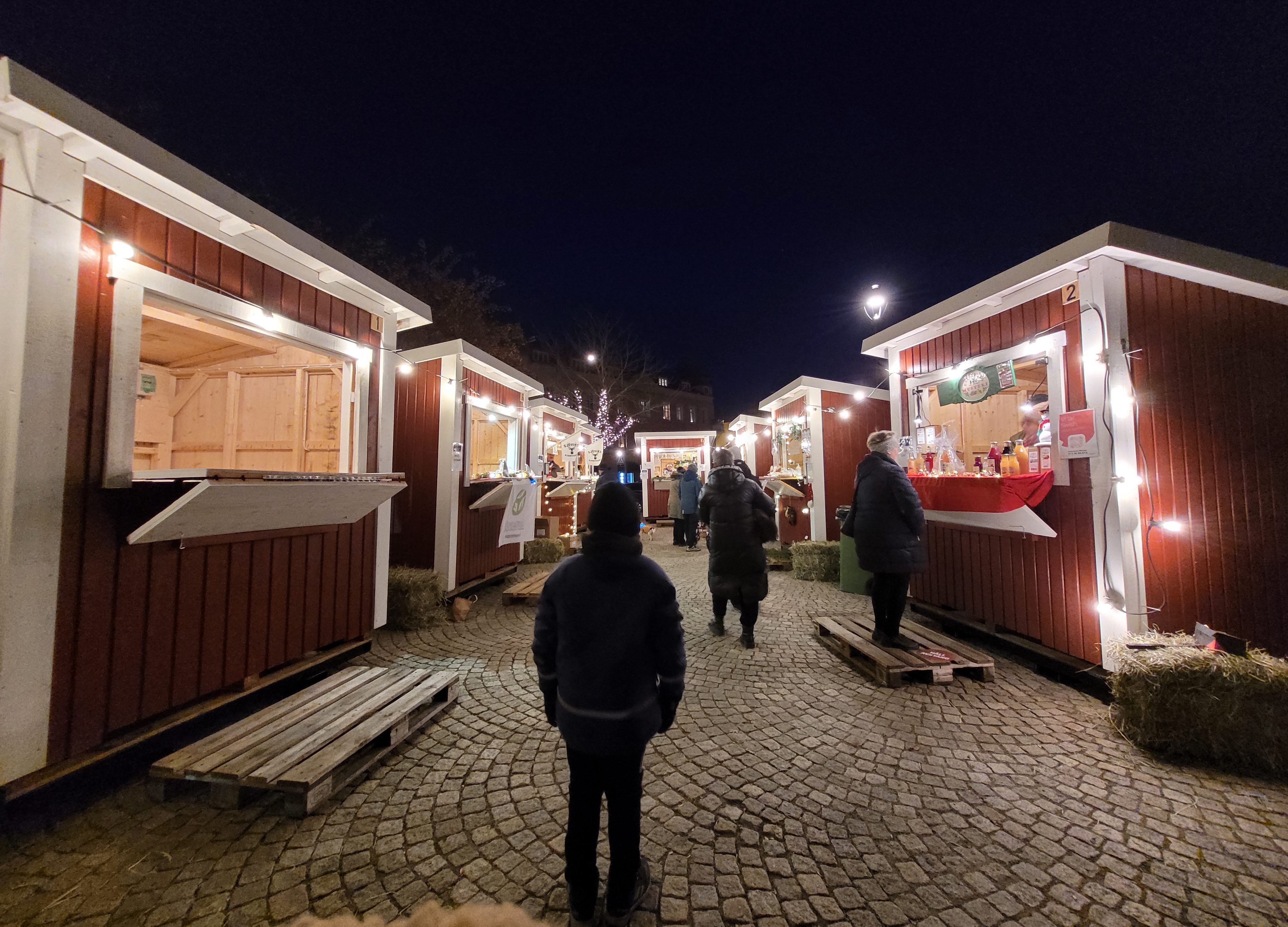 Marknadsbodar i Åmål under julmarknaden