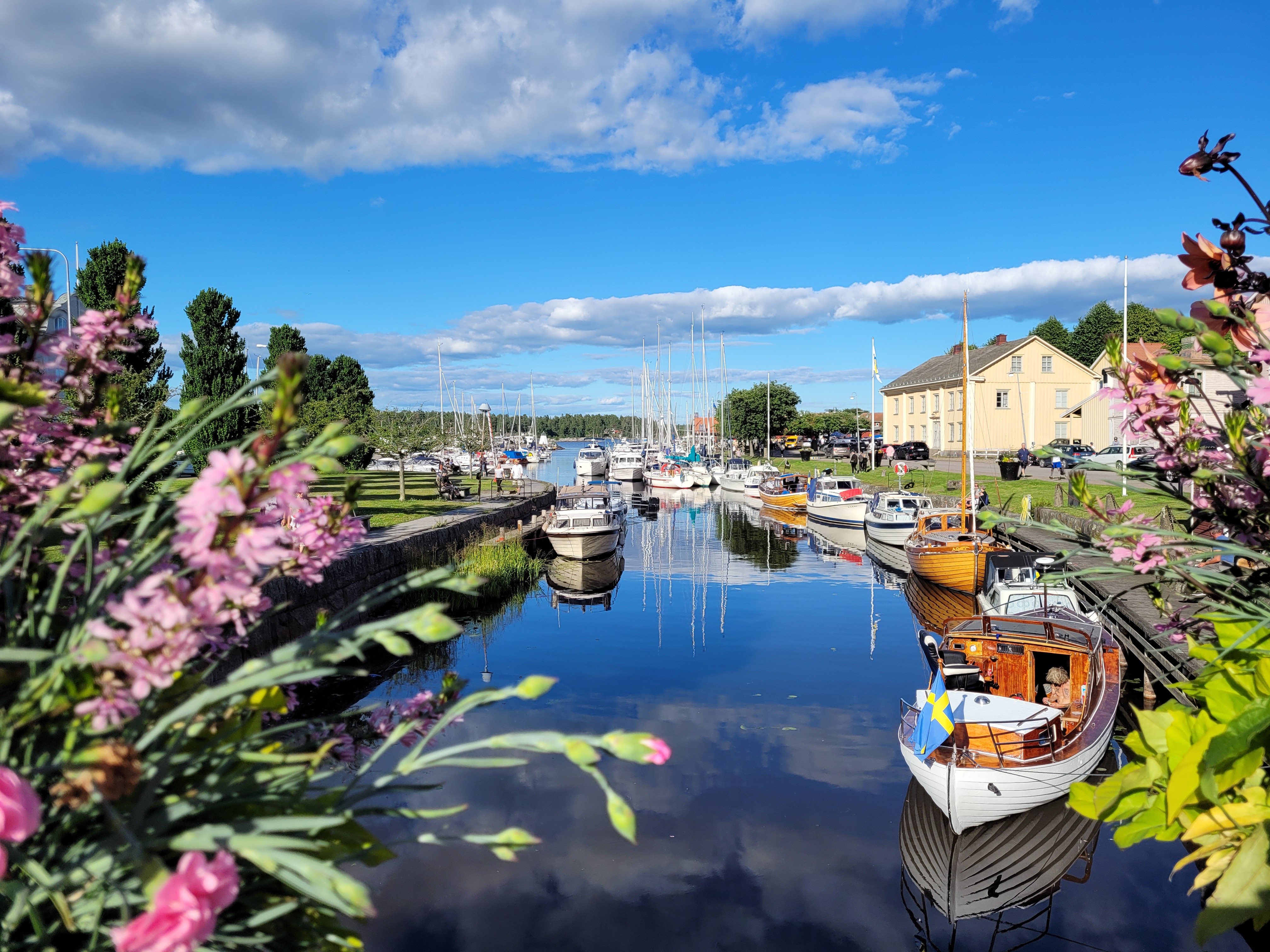 View of Åmål guest harbor.