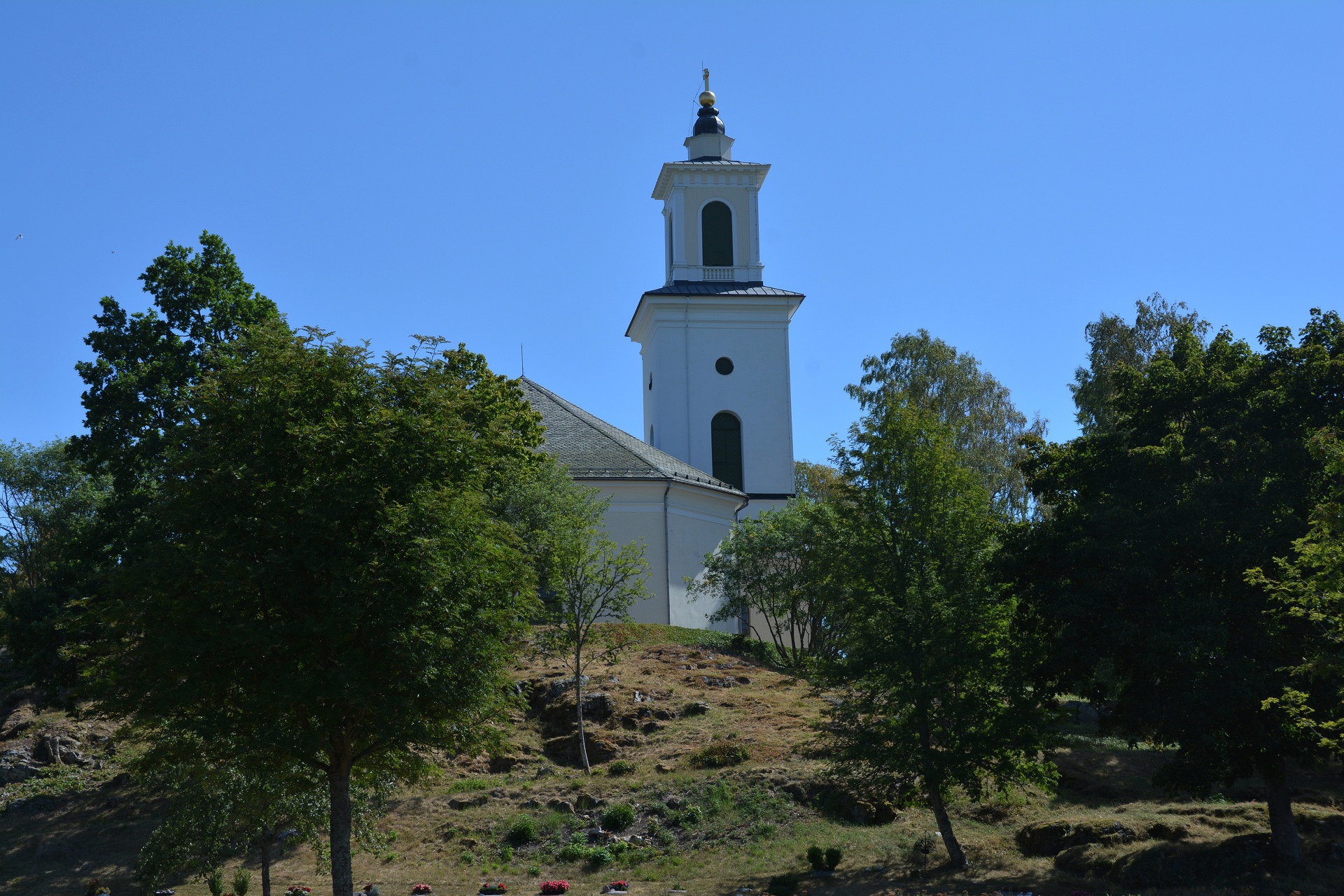 Tösse kyrka