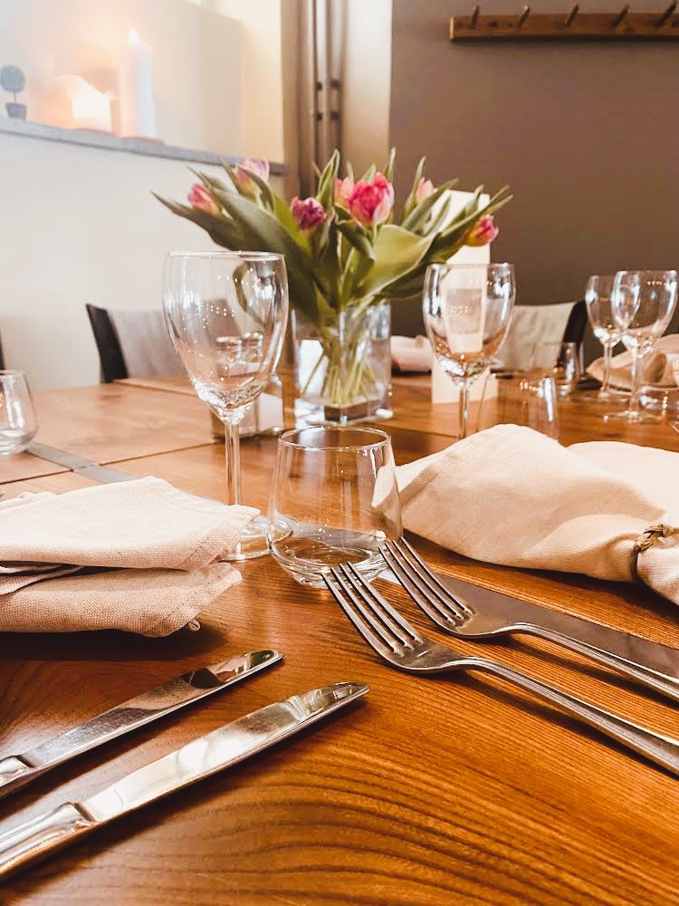 Dukat bord Skafferiet, Lidköping