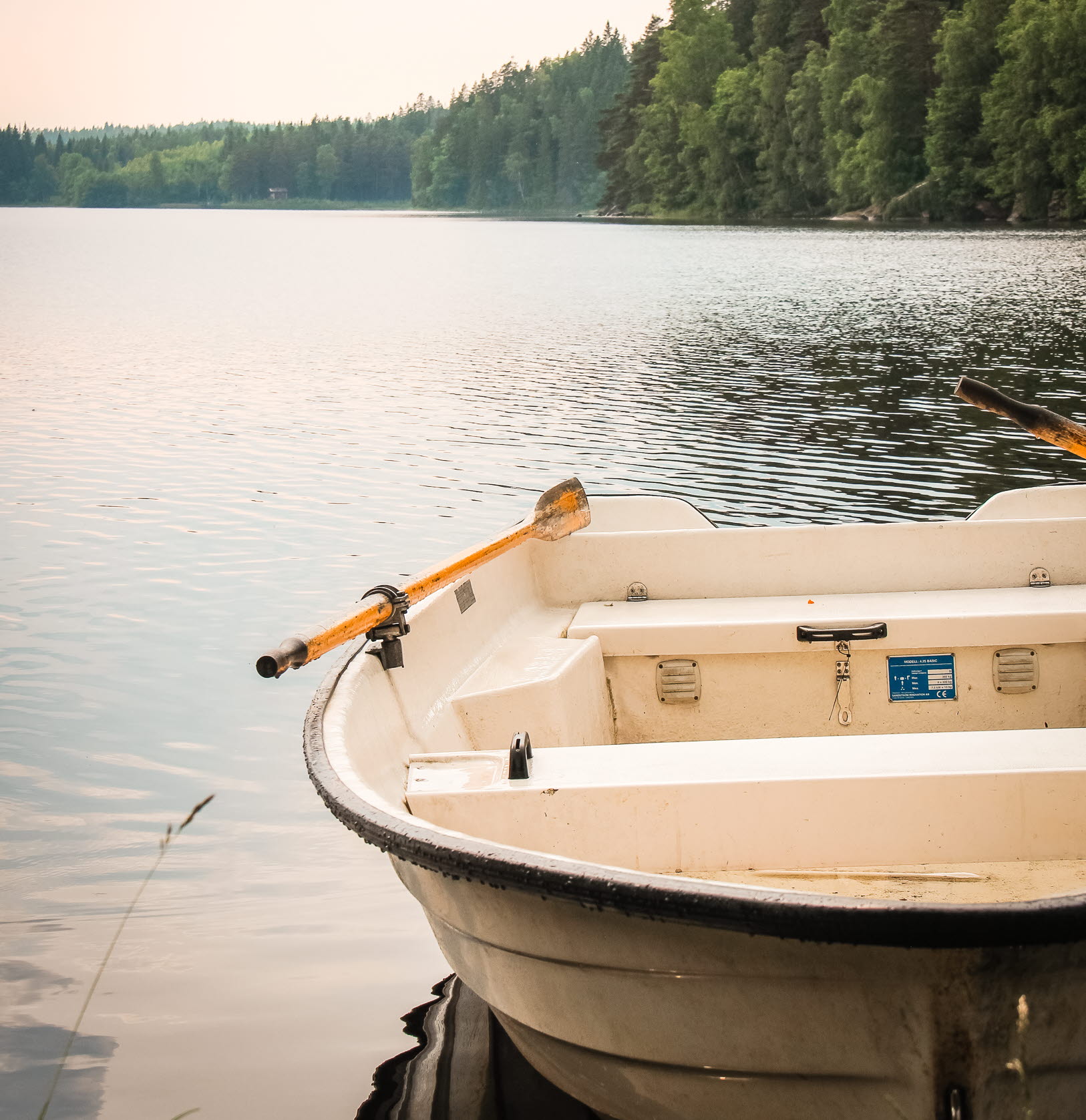 Roddbåt i Vannasjön