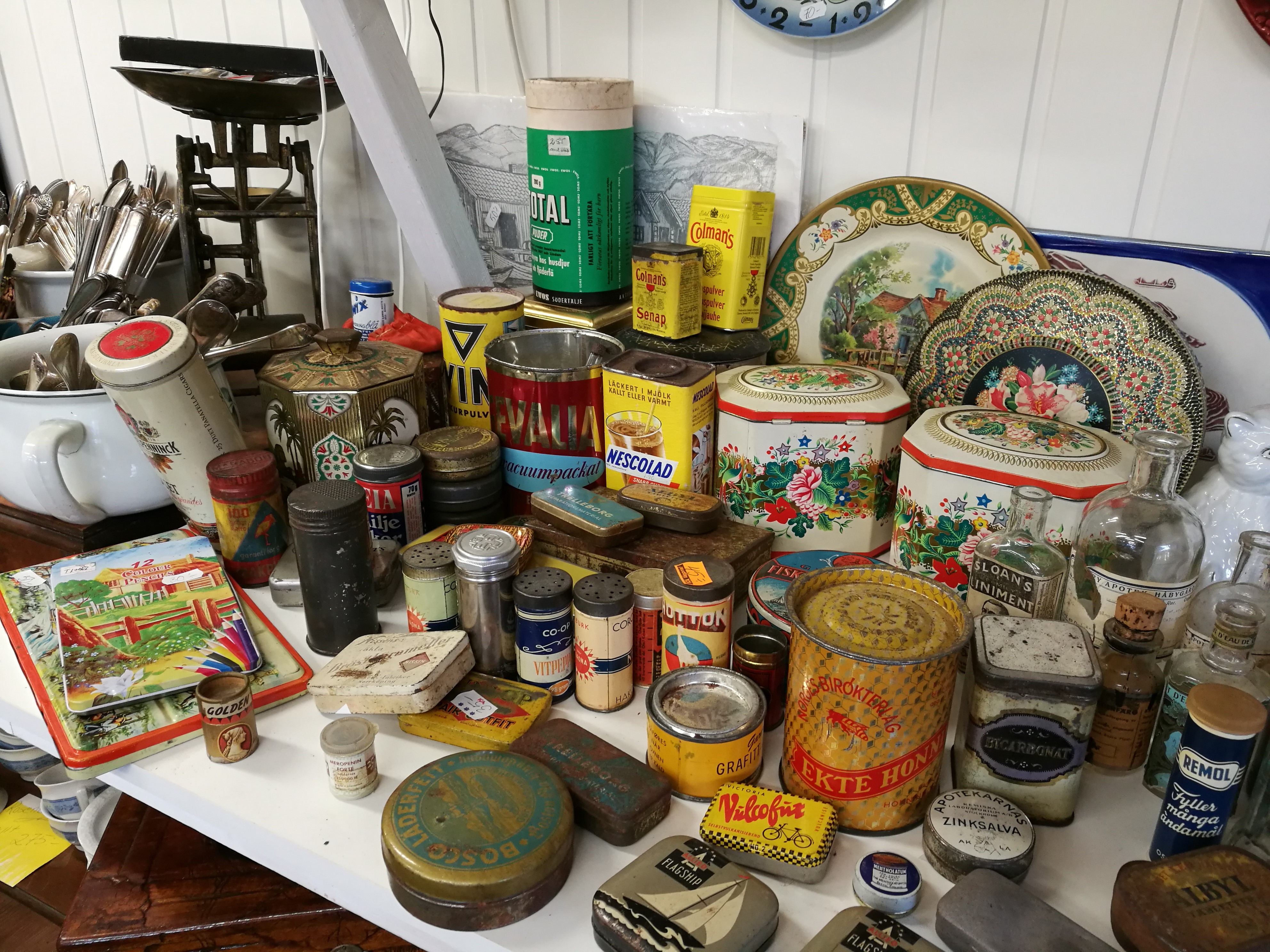 Kornsjö gränshandel, loppis och café