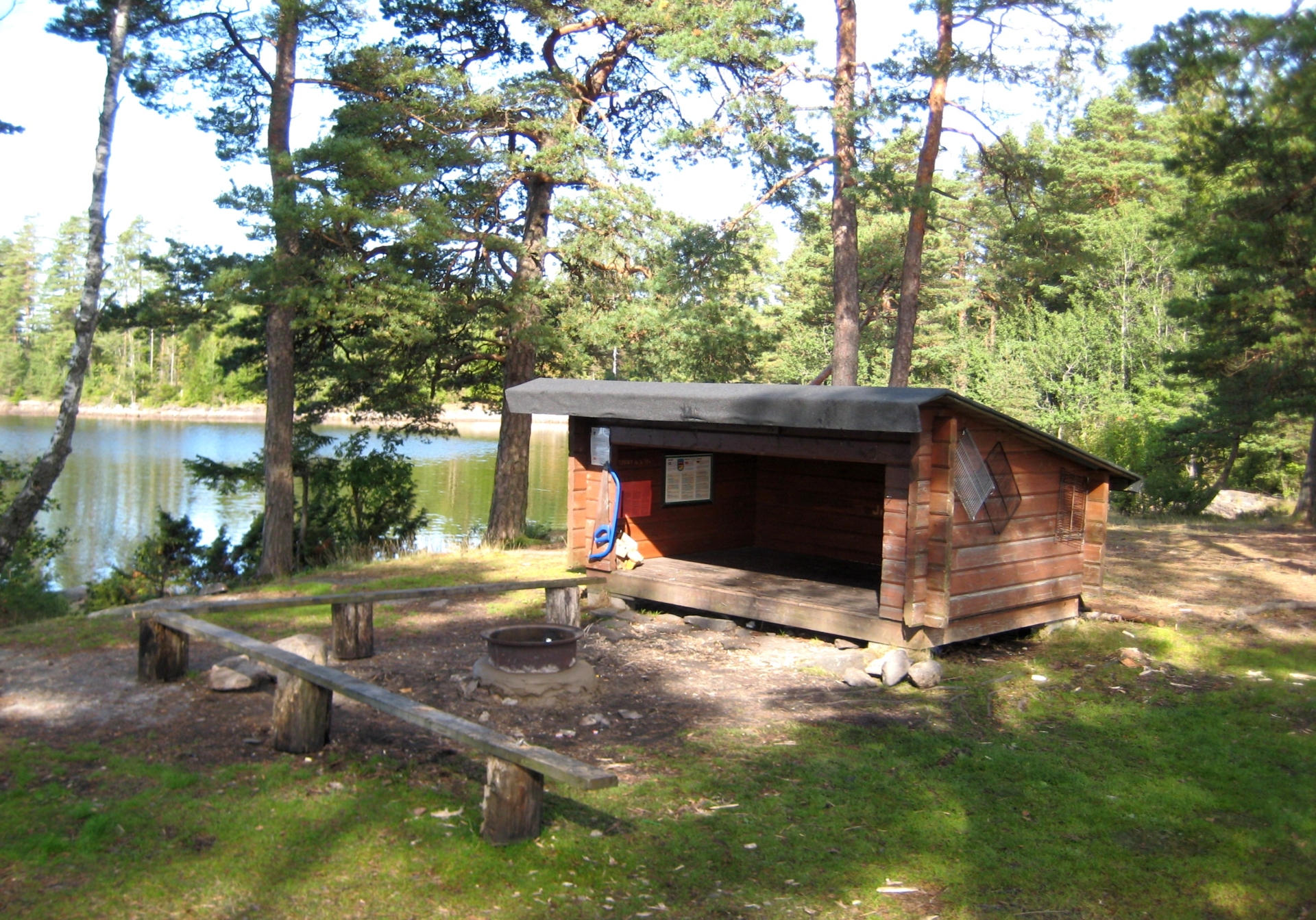 Lägerplats 2 Rotön - Mellan Kornsjön