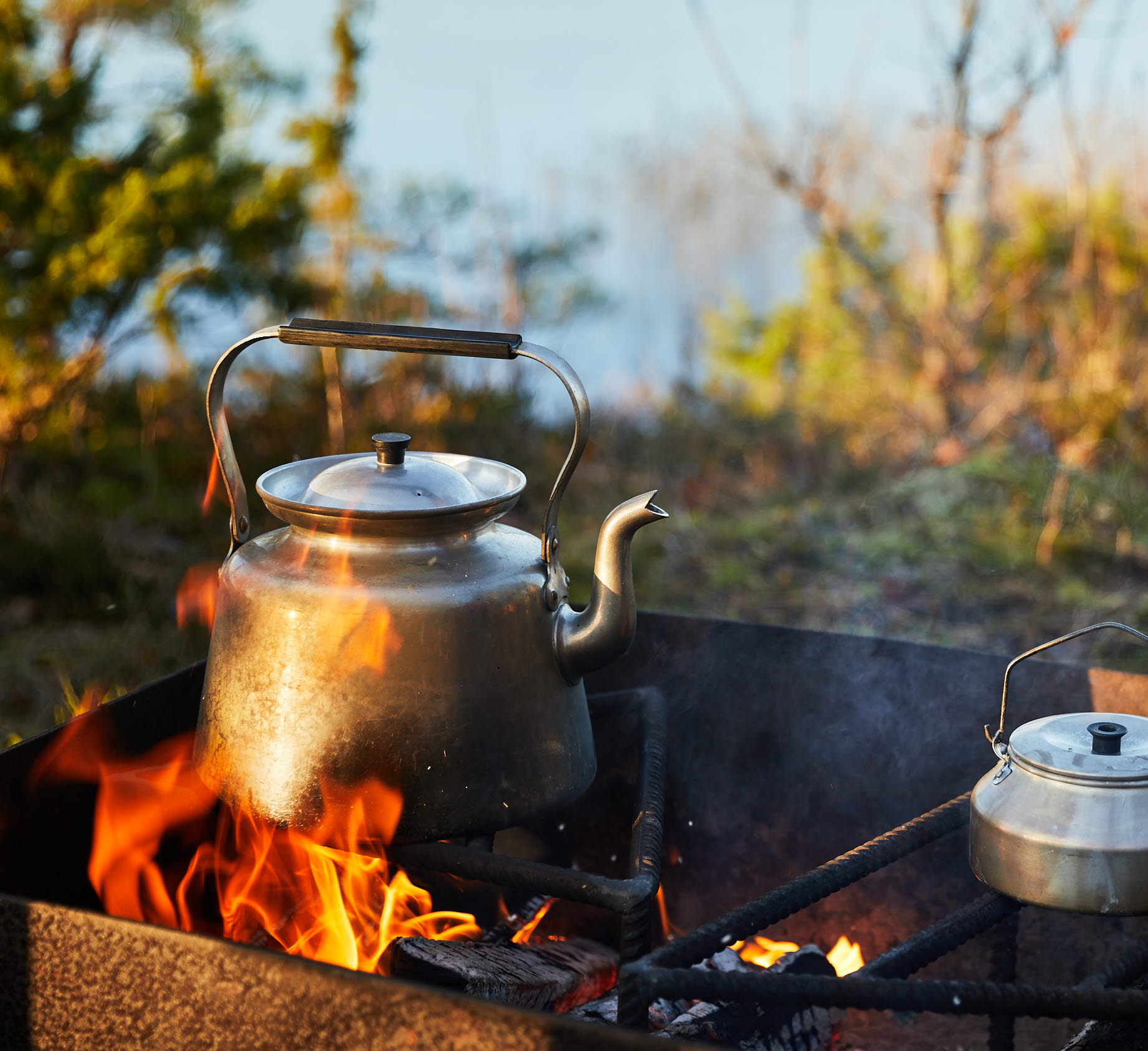 Kaffepanna på elden vid Upperud.