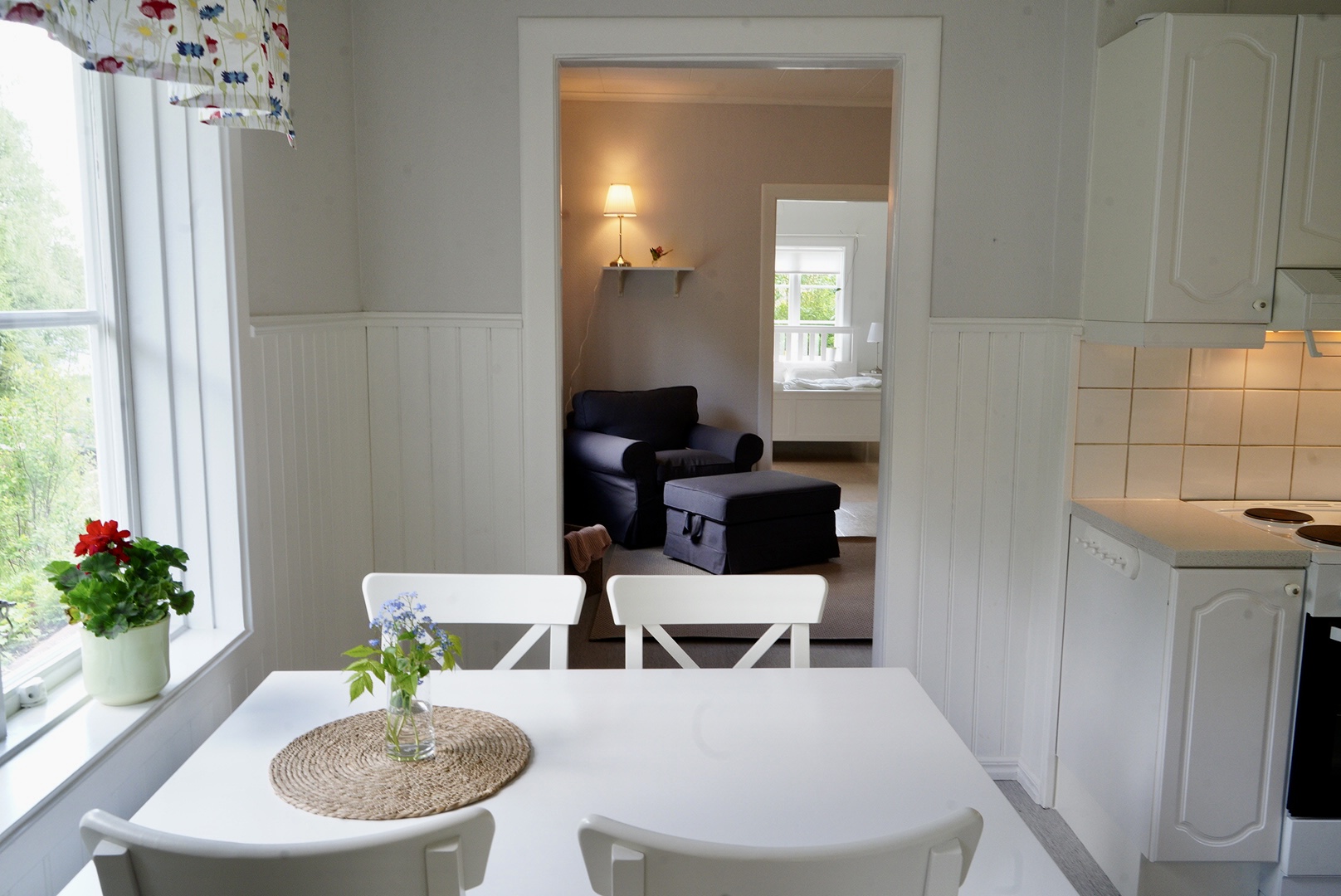 Slussvaktarstuga i 18e kök. 