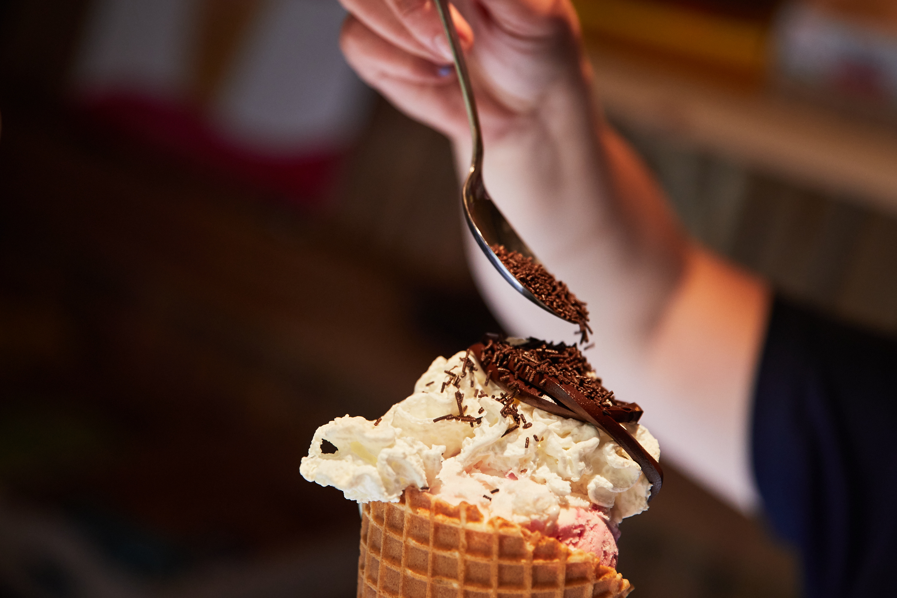 Glasscafé längs Dalslands kanal.