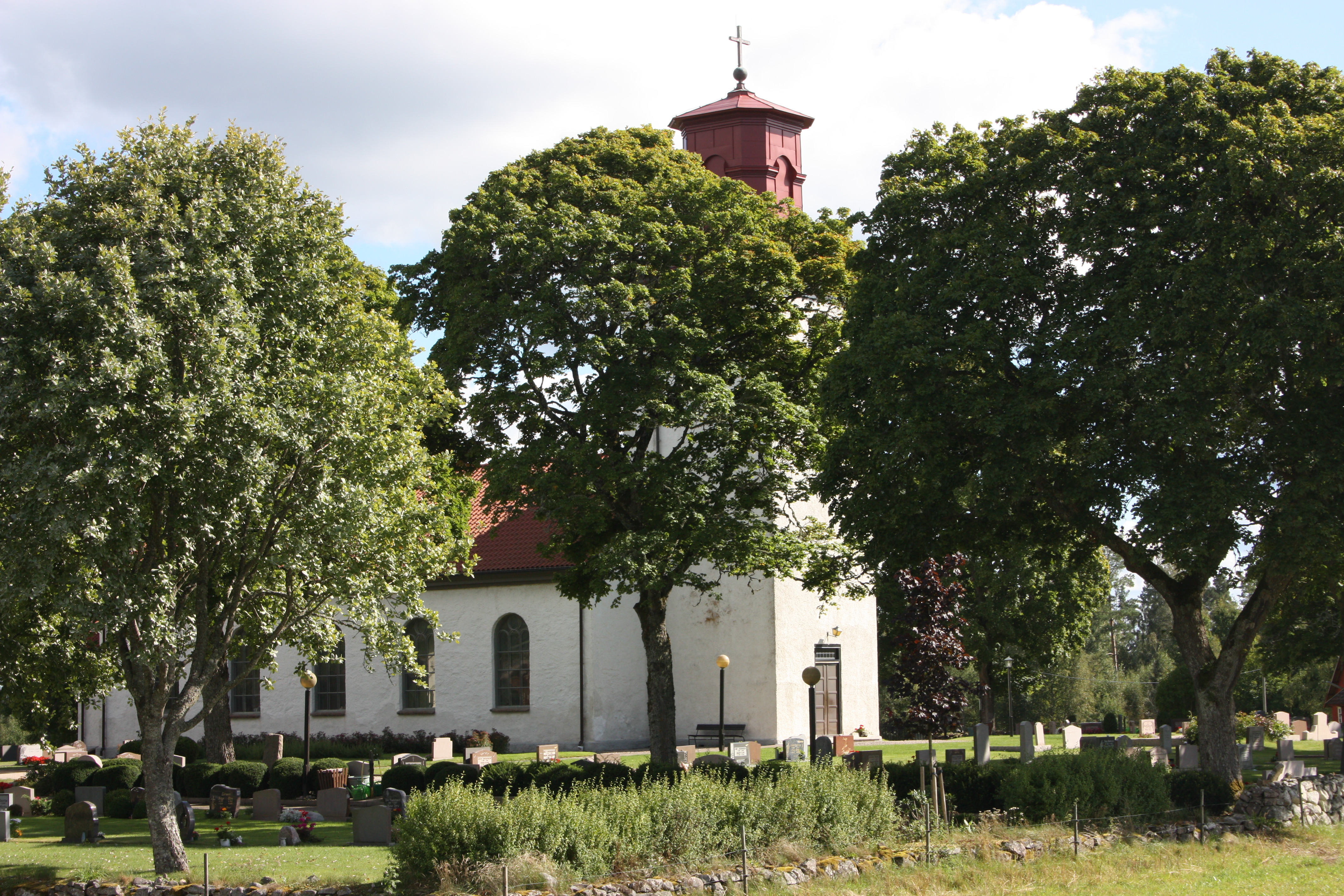 Barne-Åsaka kyrka