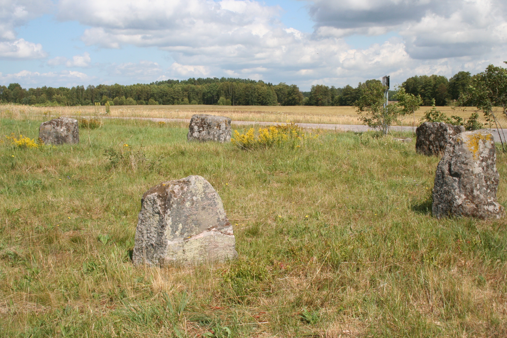 Domarringen Bäcka Stenar