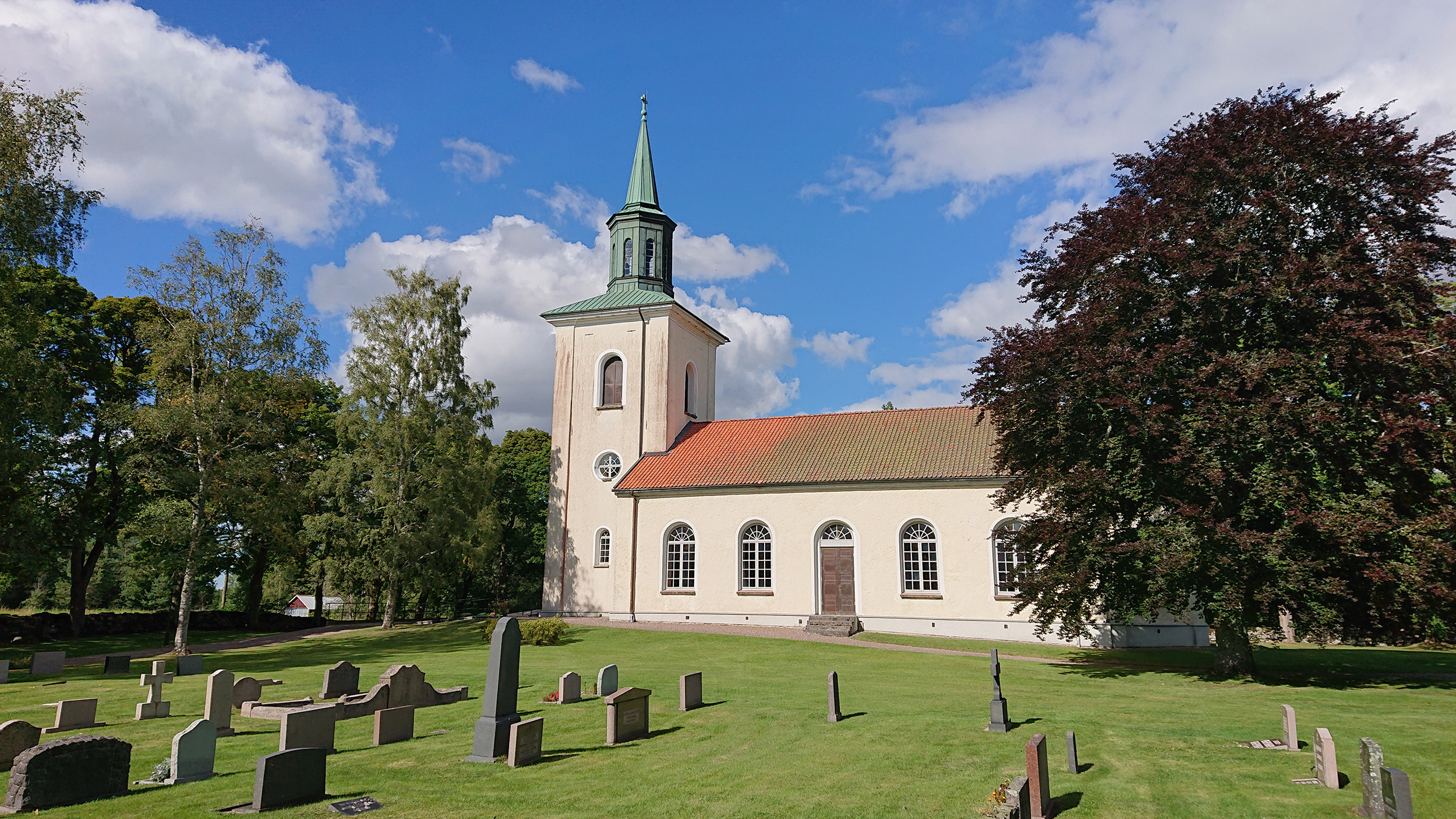 Lekåsa kyrka
