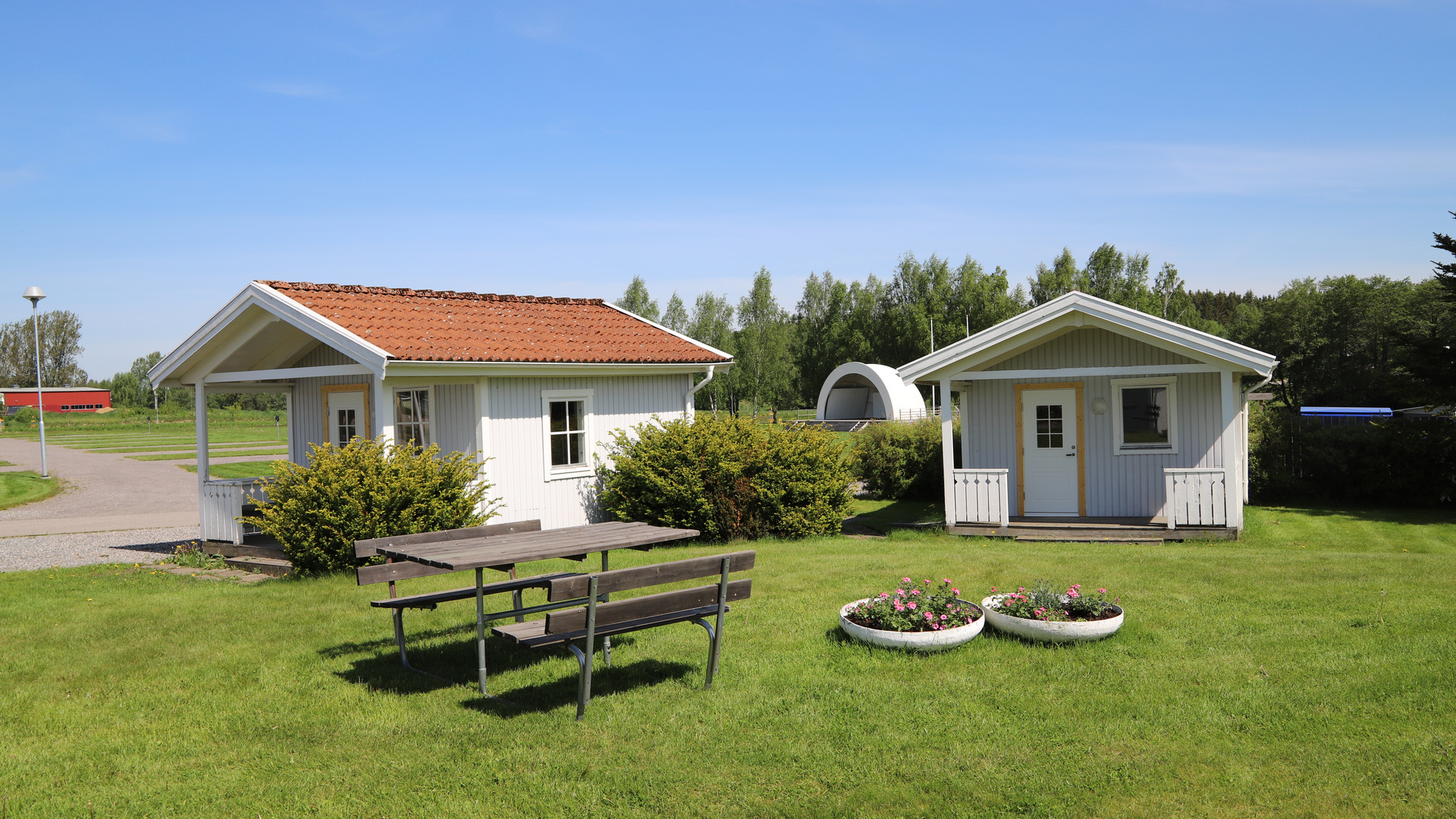 Stugor på Nossebro bad och camping 