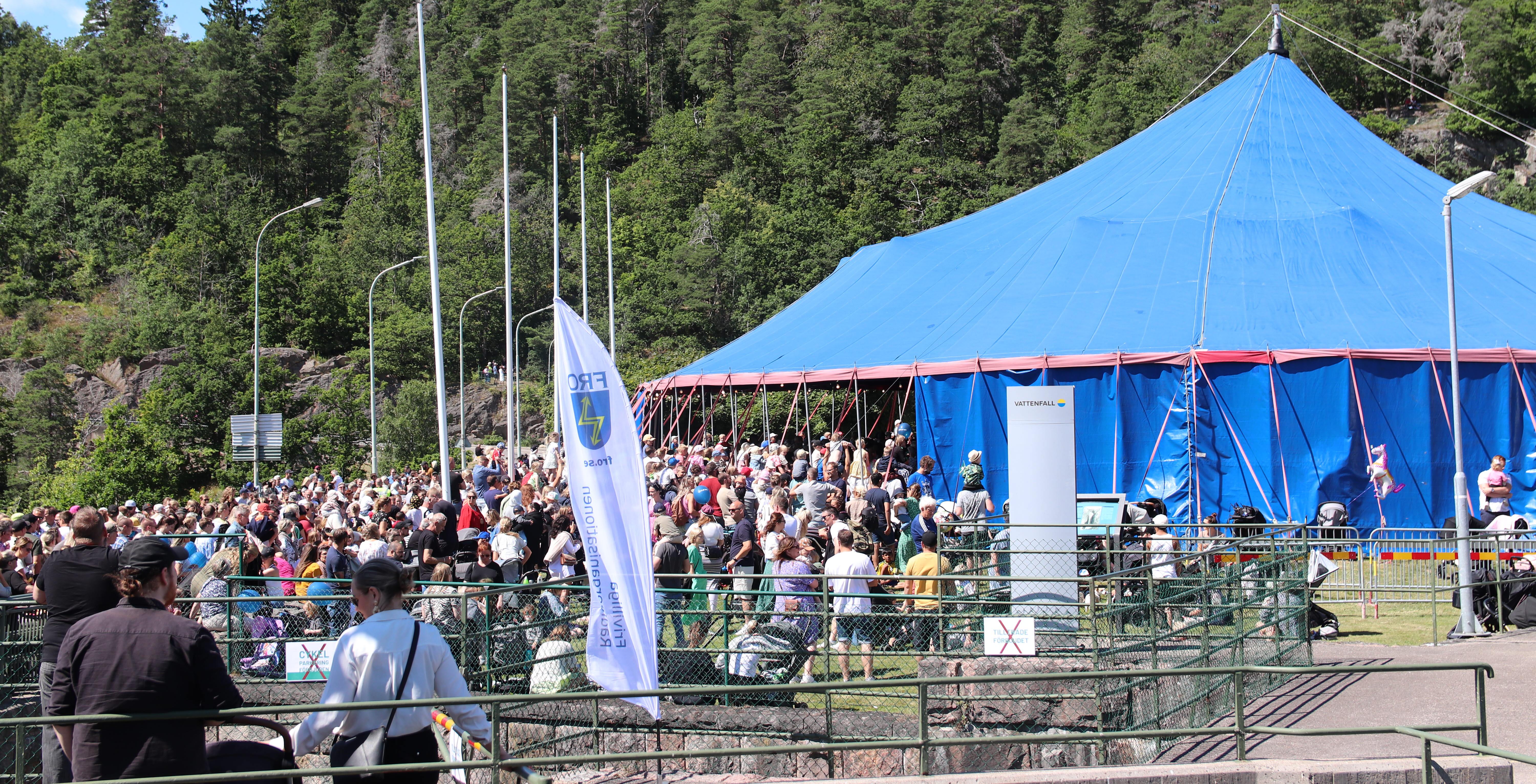 Cirkustält under Fallens Dagar