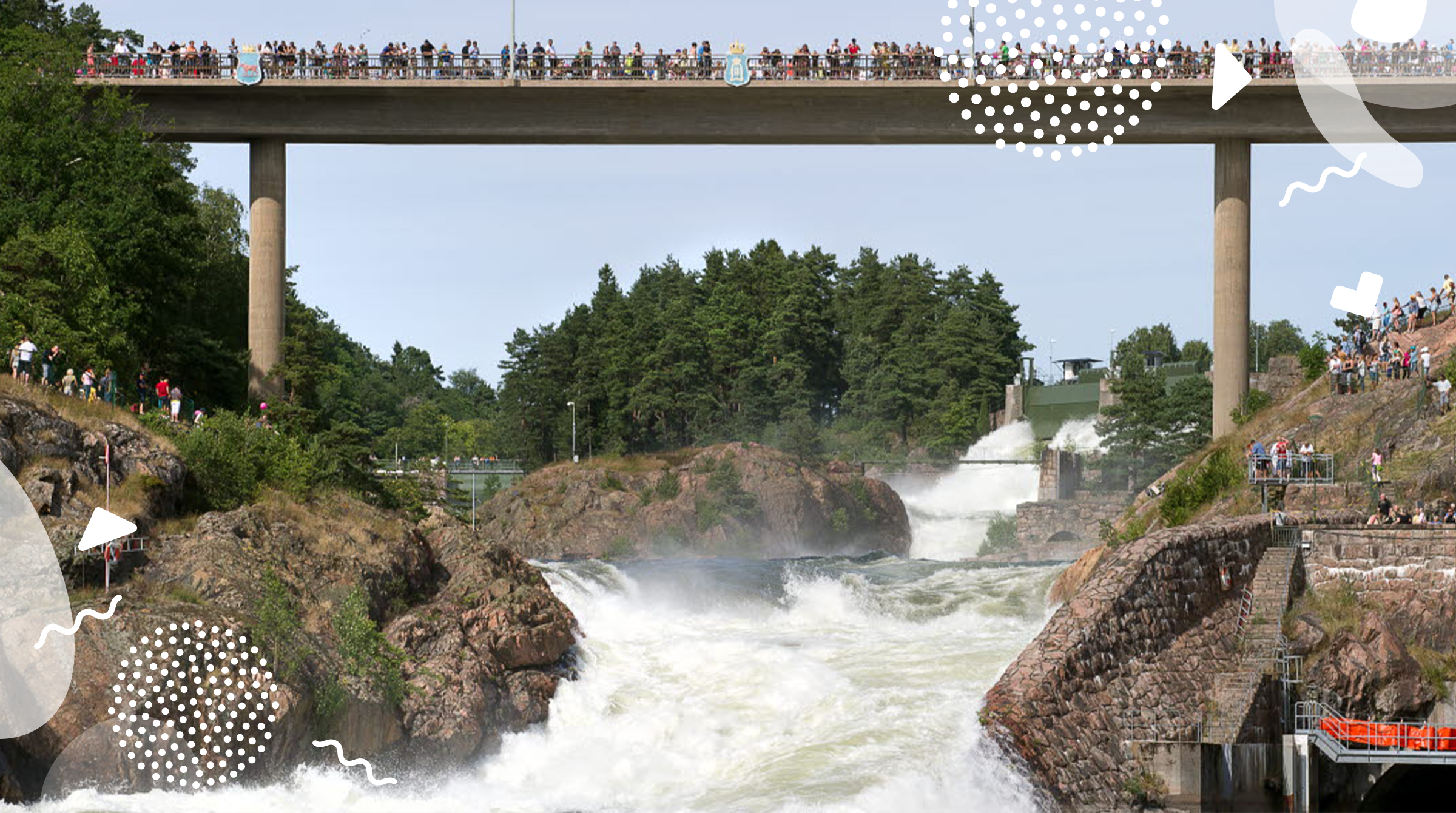 Oscarsbron i Trollhättan med utsikt över Trollhättefallen