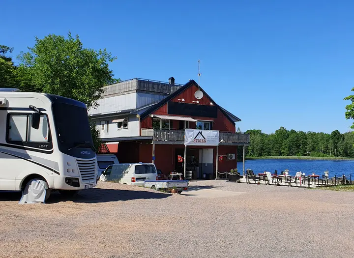 Lilla Stigen loppis, second hand och café
