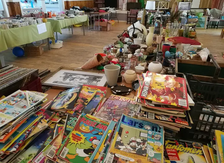 Loppis i Stigens Folkets hus