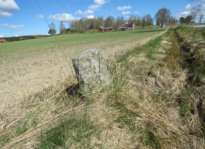 Väghållningssten