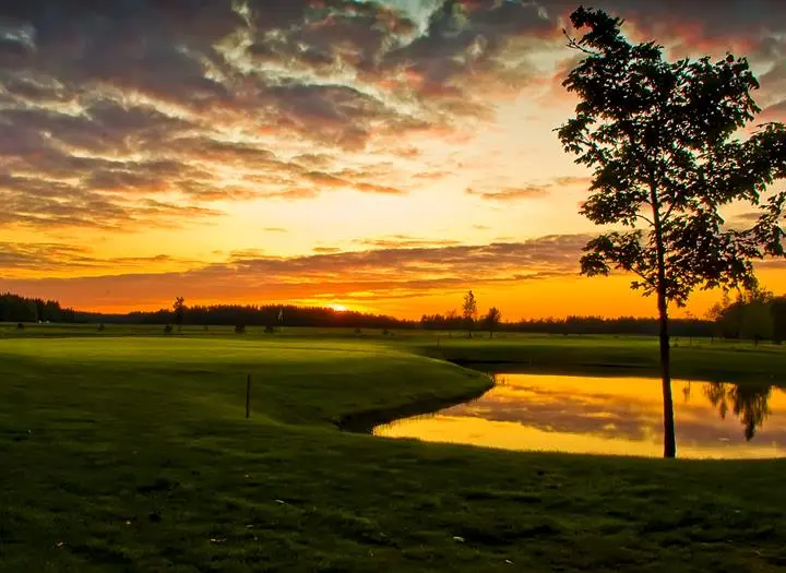 Ekarnas golfklubb